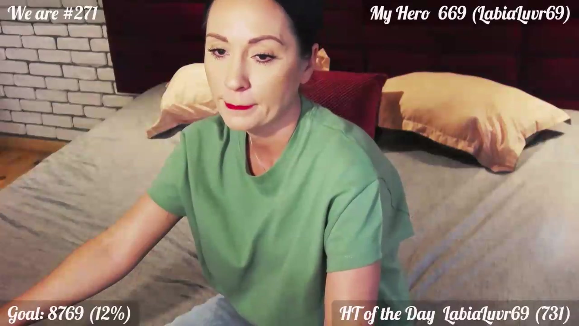 Gallery image thumbnail from QuinnieSmile's myfreecams stream on, 07/27/2026, 10:23 image 14 of 20