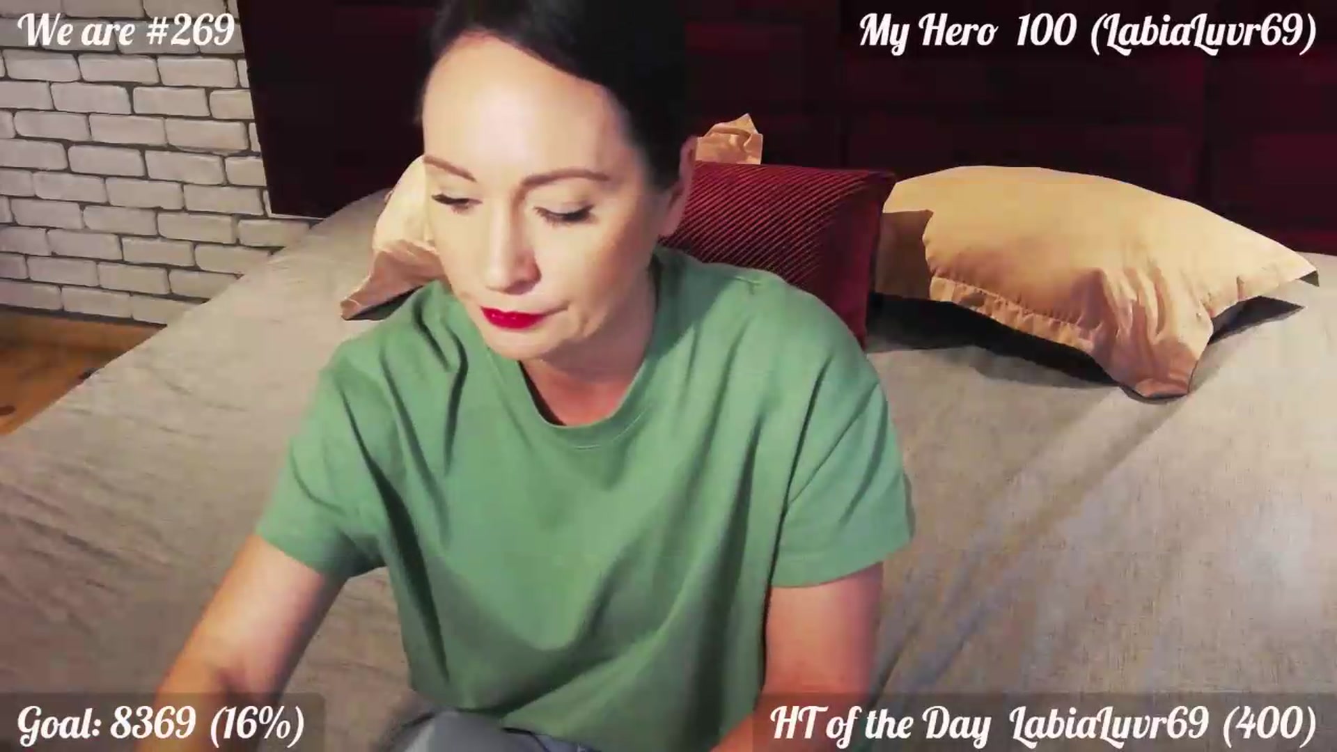Gallery image thumbnail from QuinnieSmile's myfreecams stream on, 07/27/2026, 11:32 image 13 of 20