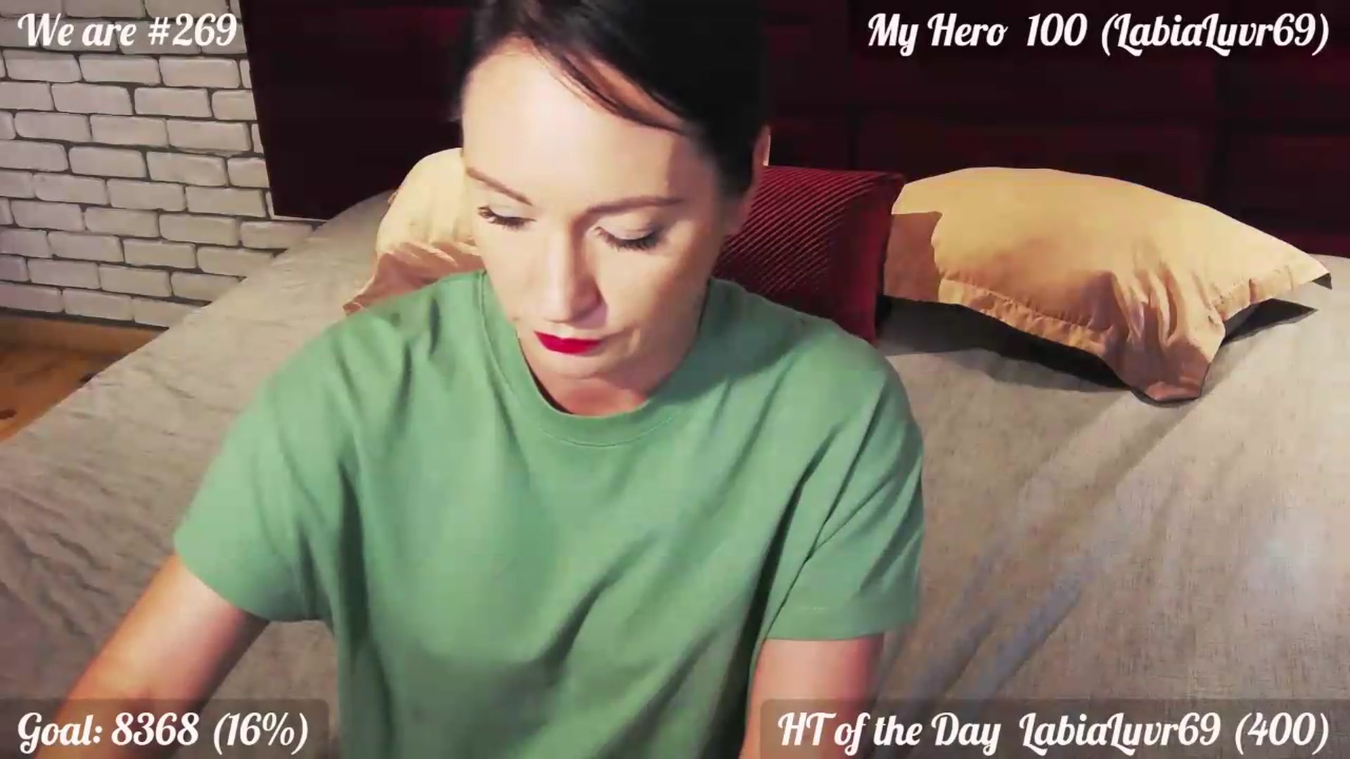 Gallery image thumbnail from QuinnieSmile's myfreecams stream on, 07/27/2026, 12:42 image 2 of 20