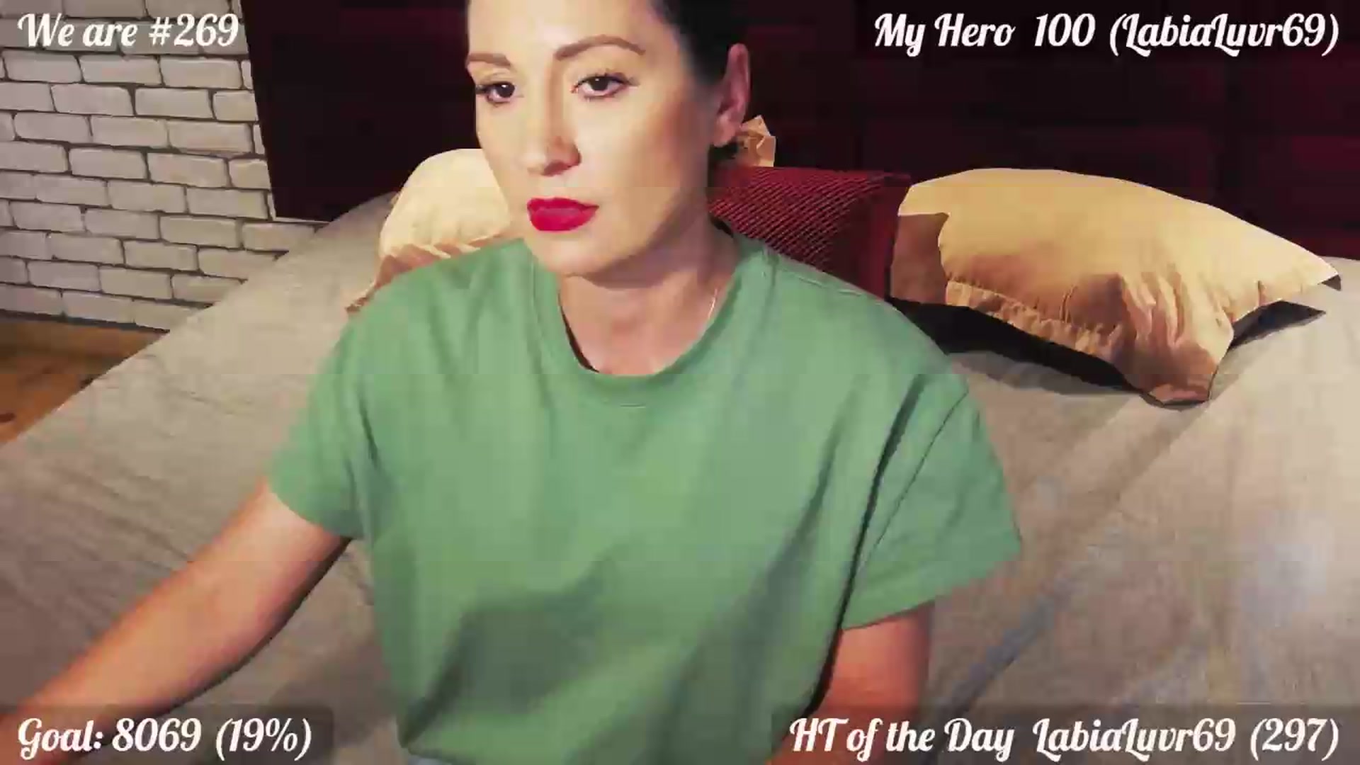 Gallery image thumbnail from QuinnieSmile's myfreecams stream on, 07/27/2026, 13:23 image 6 of 20