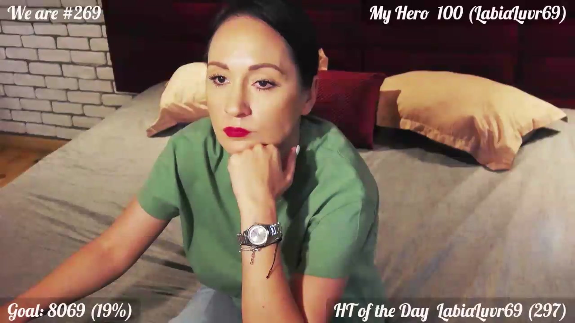 Gallery image thumbnail from QuinnieSmile's myfreecams stream on, 07/27/2026, 13:23 image 11 of 20