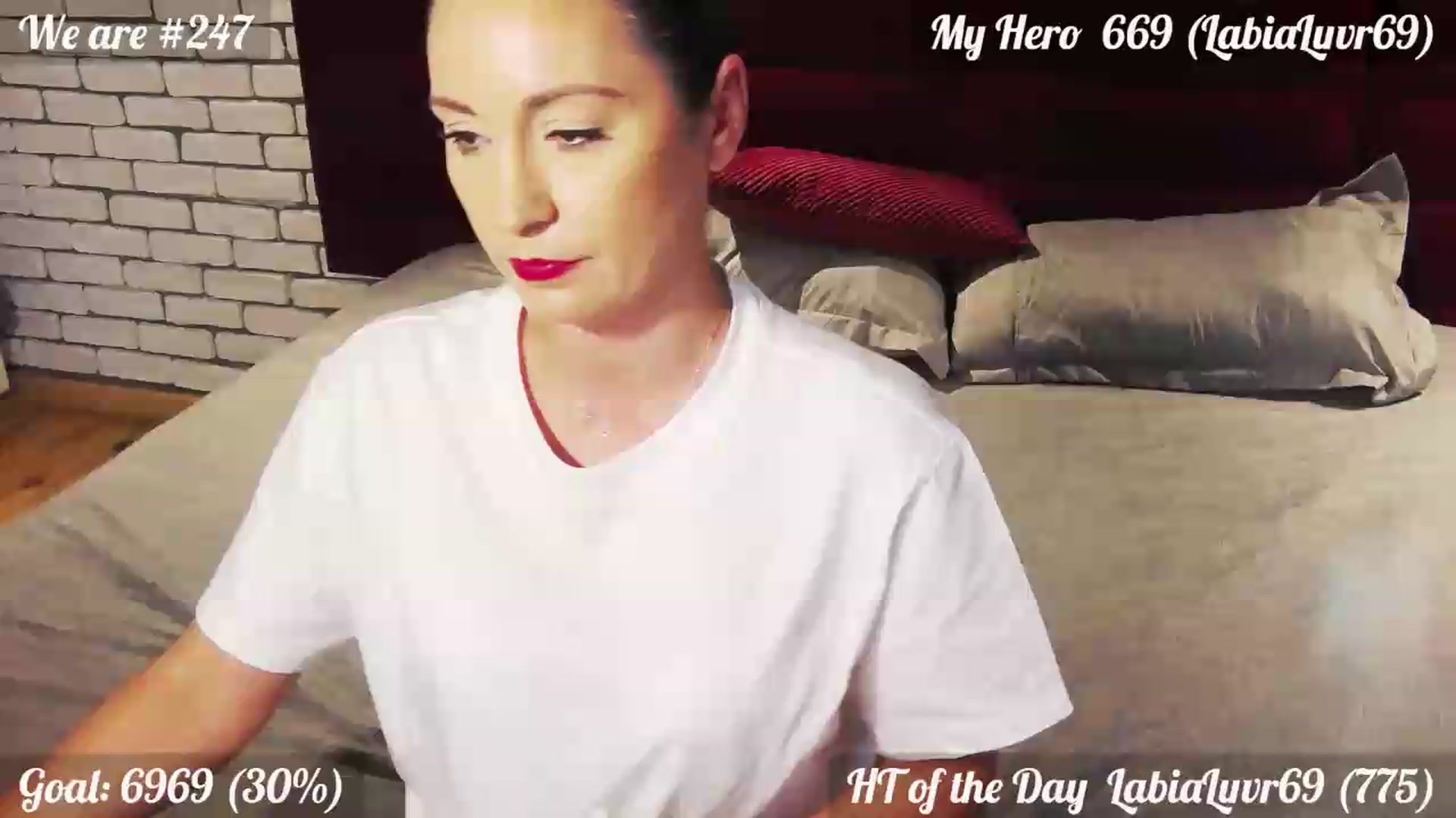 Gallery image thumbnail from QuinnieSmile's myfreecams stream on, 07/28/2026, 13:24 image 3 of 20