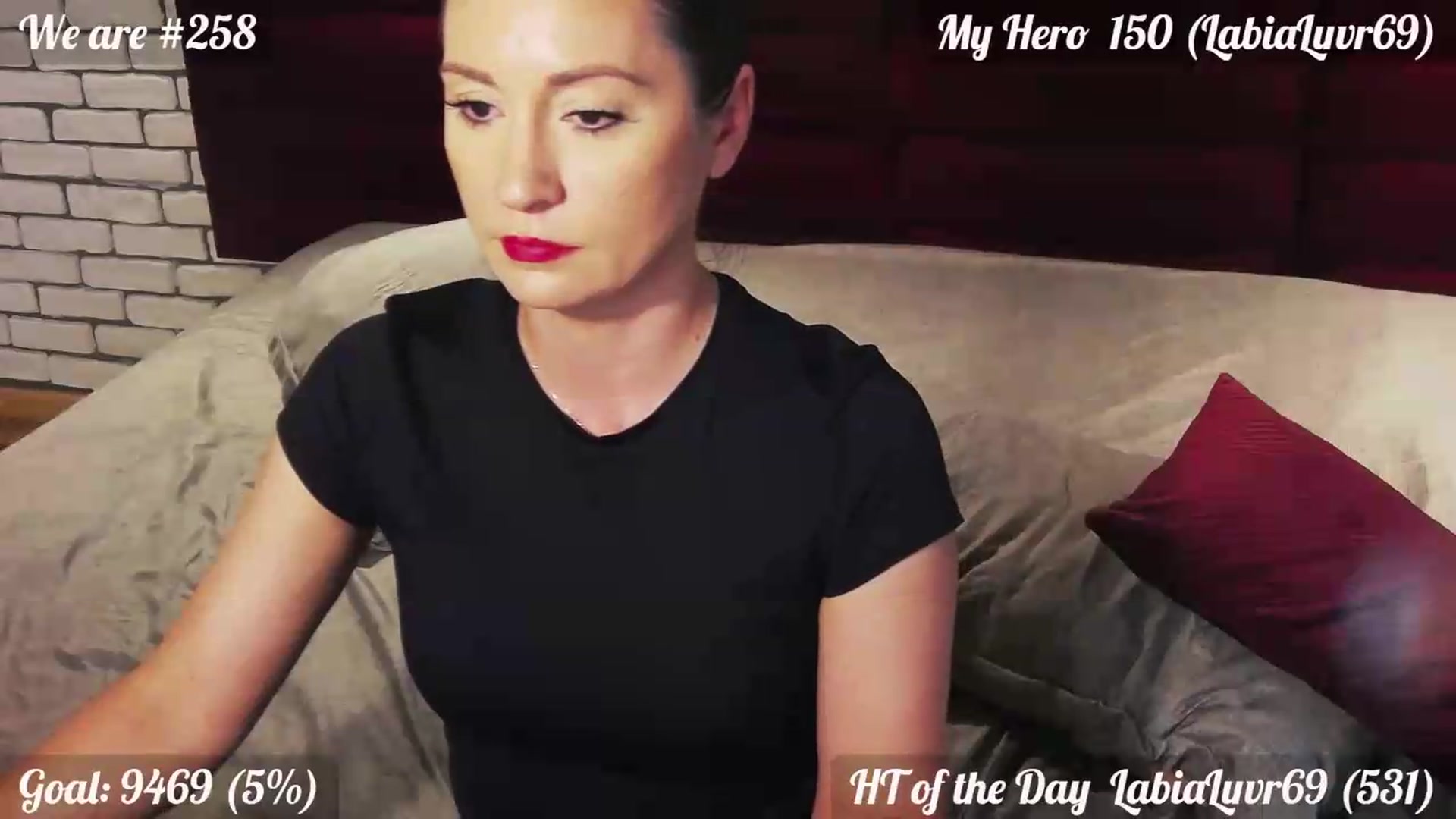 Gallery image thumbnail from QuinnieSmile's myfreecams stream on, 07/29/2026, 13:53 image 12 of 20