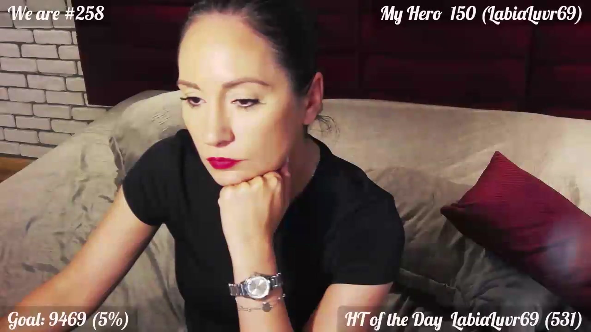 Gallery image thumbnail from QuinnieSmile's myfreecams stream on, 07/29/2026, 13:53 image 11 of 20