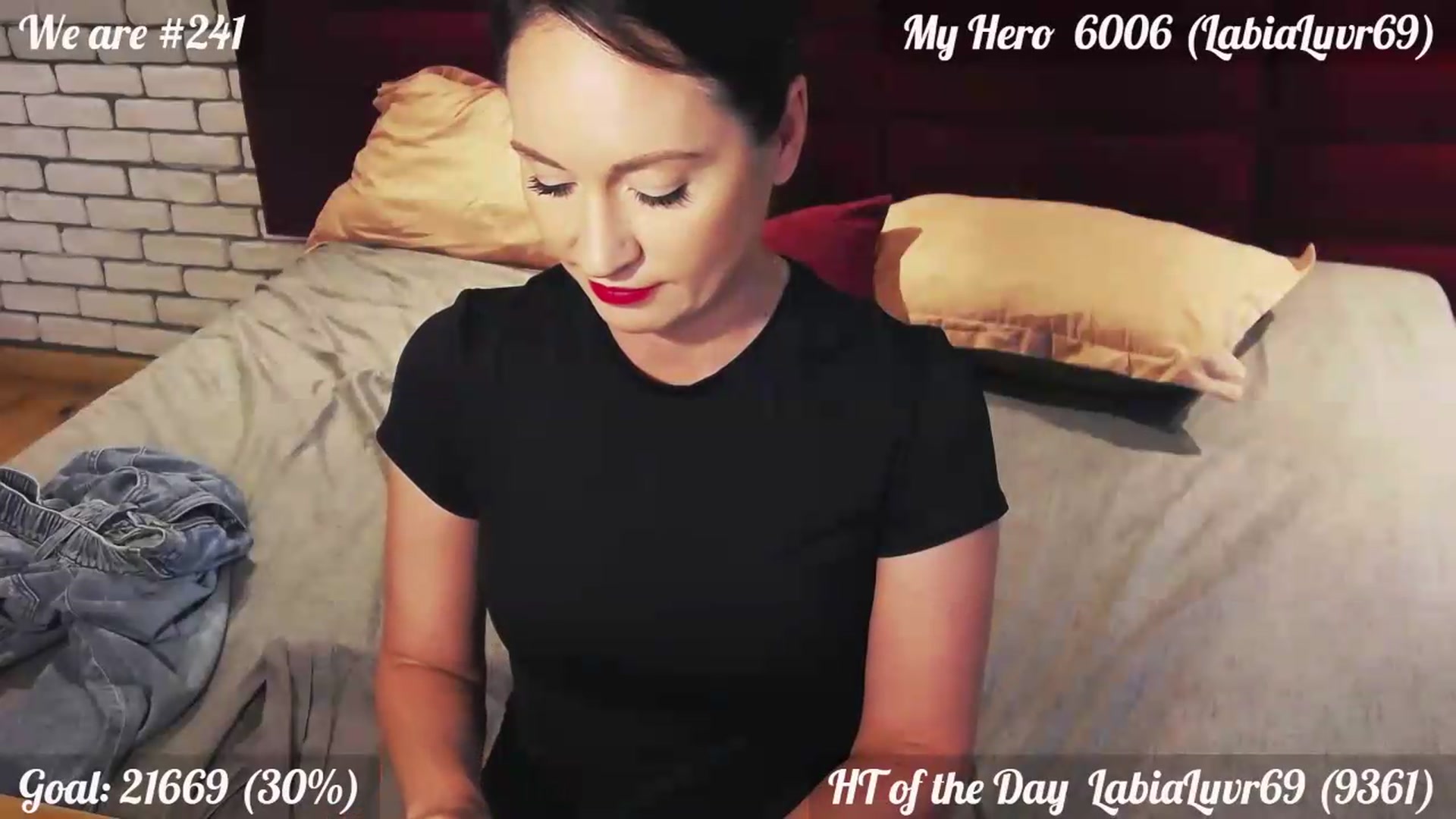 Gallery image thumbnail from QuinnieSmile's myfreecams stream on, 07/31/2026, 11:59 image 13 of 20