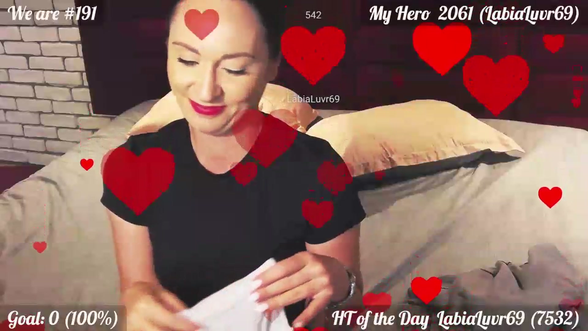 Gallery image thumbnail from QuinnieSmile's myfreecams stream on, 07/31/2026, 14:25 image 19 of 20