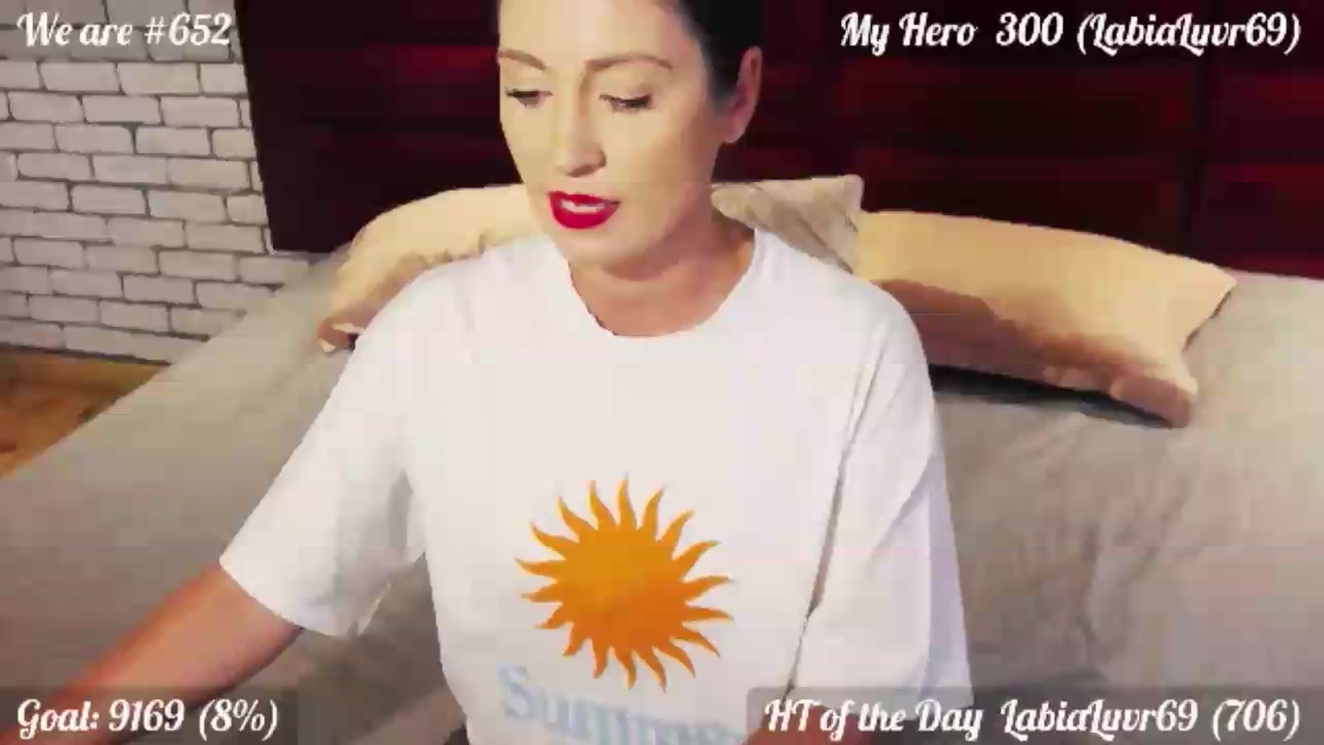 Gallery image thumbnail from QuinnieSmile's myfreecams stream on, 08/10/2026, 10:39 image 18 of 20
