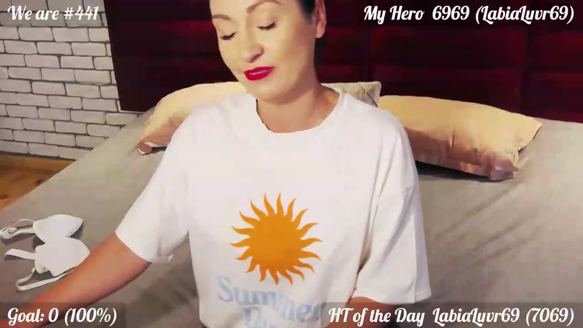 Gallery image thumbnail from QuinnieSmile's myfreecams stream on, 08/10/2026, 12:42 image 7 of 20