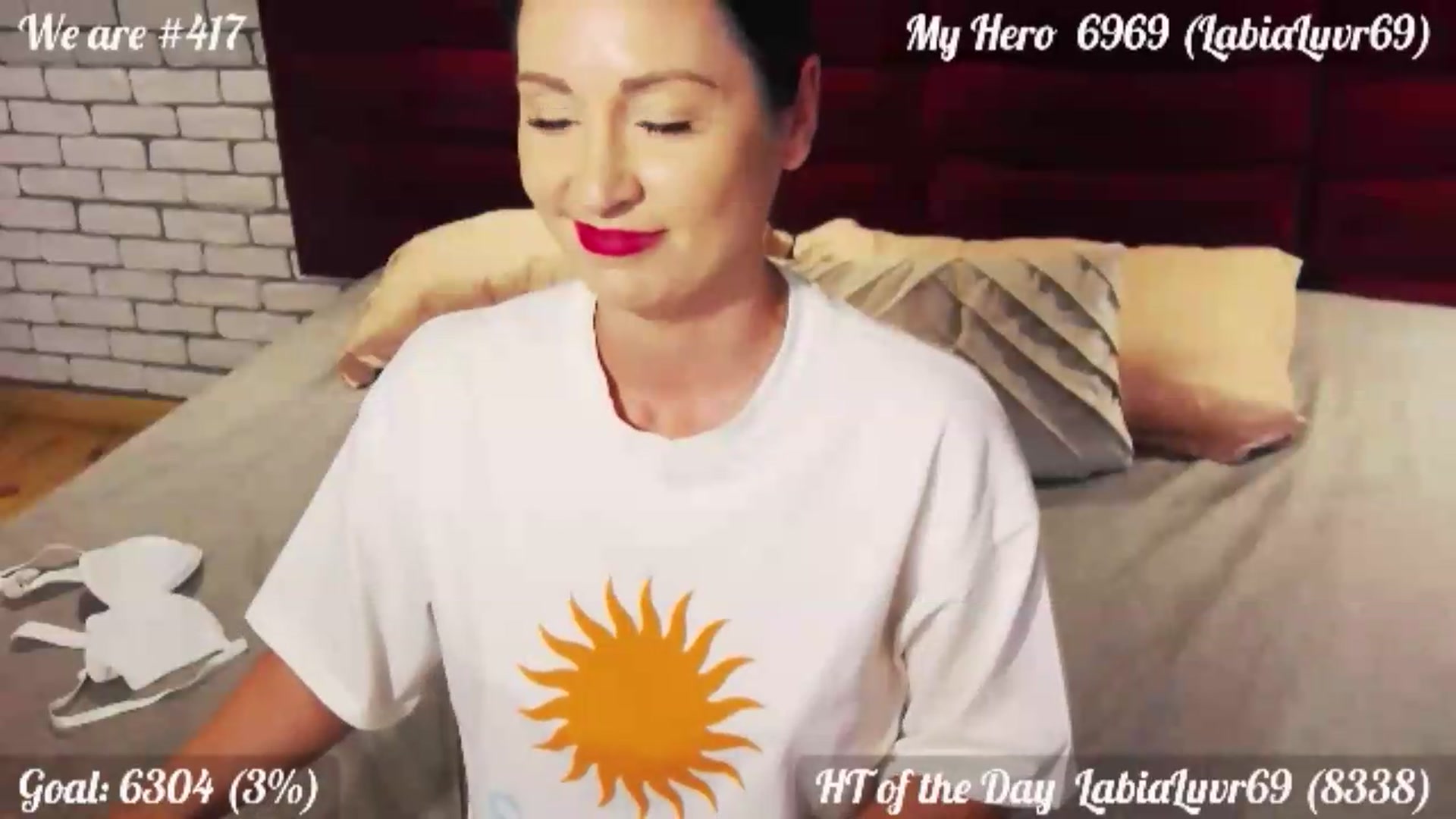 Gallery image thumbnail from QuinnieSmile's myfreecams stream on, 08/10/2026, 13:59 image 5 of 20