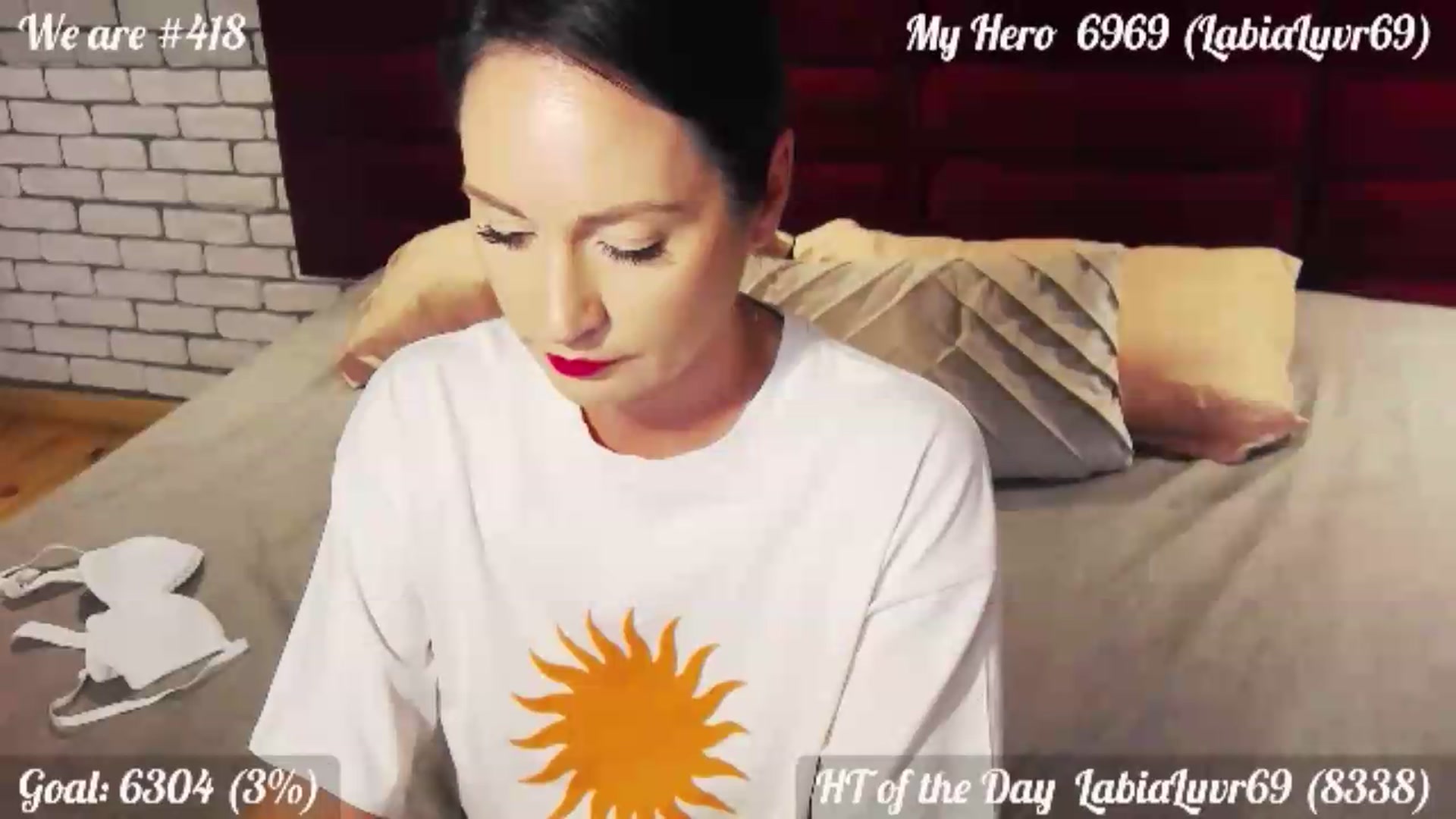 Gallery image thumbnail from QuinnieSmile's myfreecams stream on, 08/10/2026, 13:59 image 9 of 20