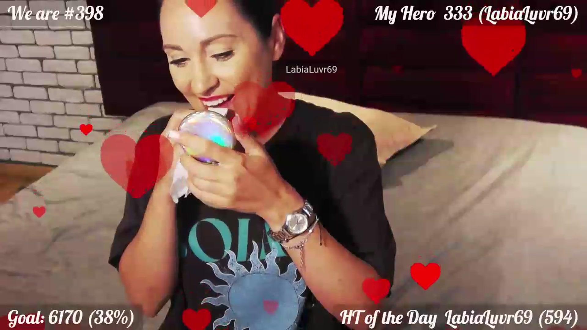 Gallery image thumbnail from QuinnieSmile's myfreecams stream on, 08/11/2026, 13:41 image 16 of 20