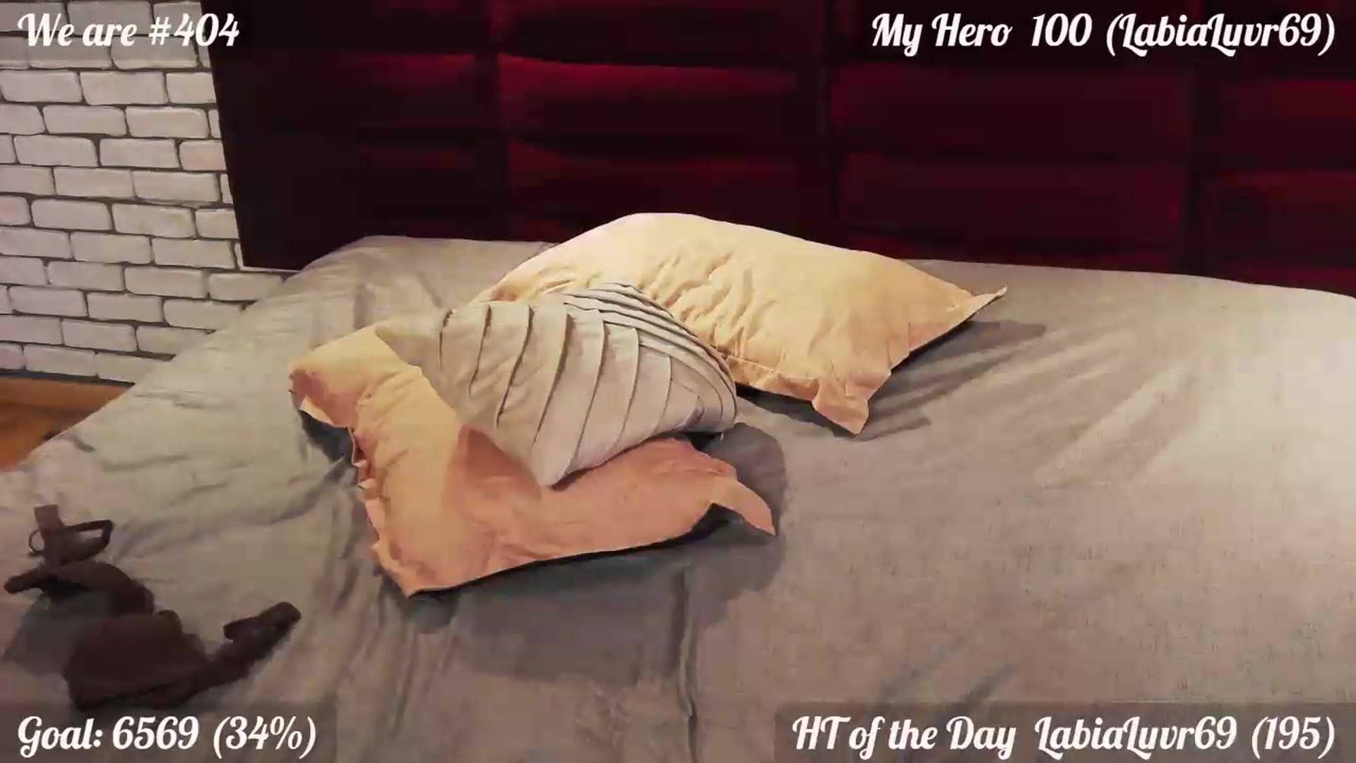 Gallery image thumbnail from QuinnieSmile's myfreecams stream on, 08/11/2026, 13:41 image 13 of 20