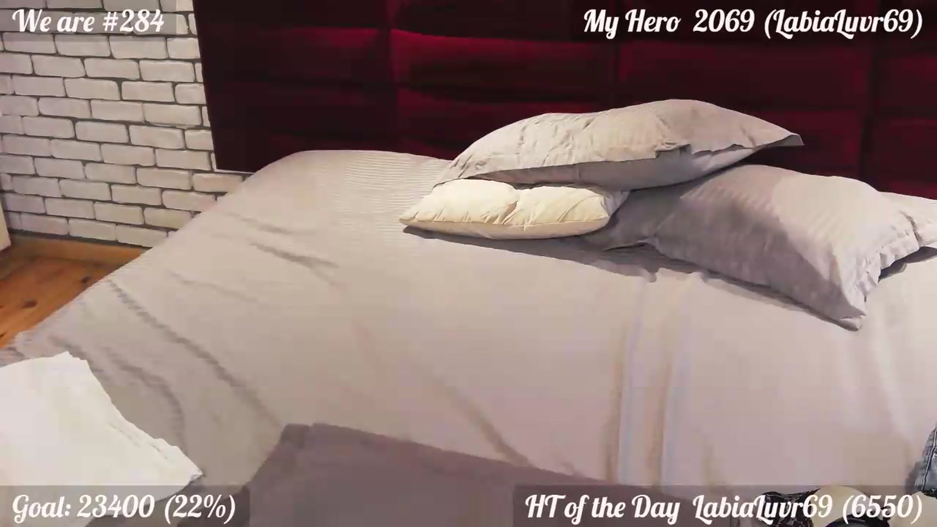 Gallery image thumbnail from QuinnieSmile's myfreecams stream on, 08/13/2026, 13:52 image 2 of 20
