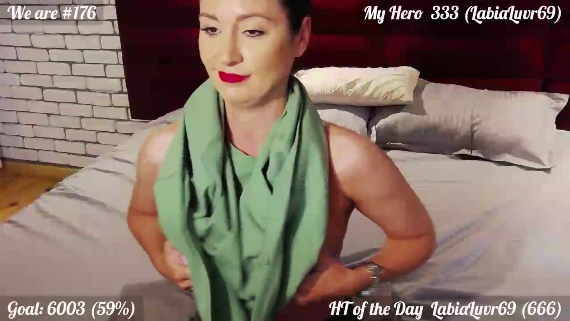 Gallery image thumbnail from QuinnieSmile's myfreecams stream on, 08/14/2026, 13:29 image 15 of 20