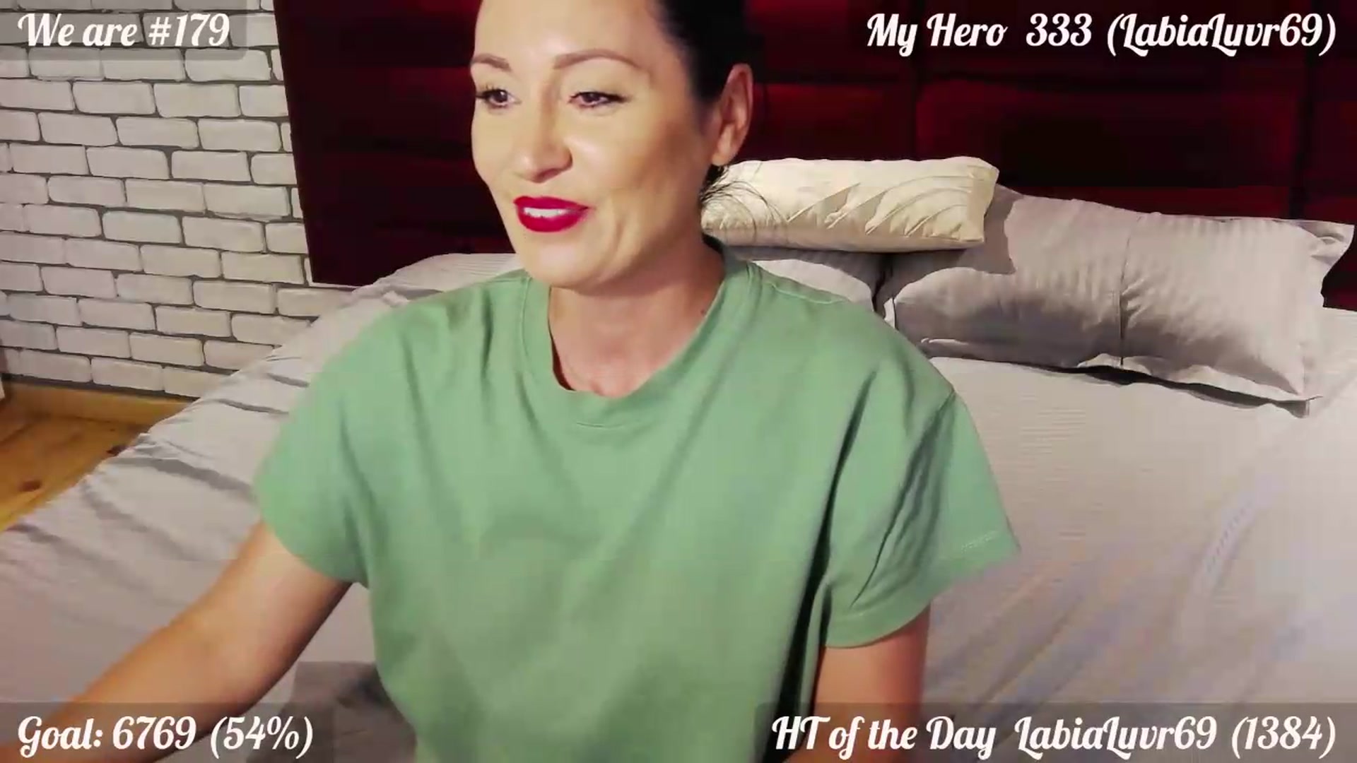Gallery image thumbnail from QuinnieSmile's myfreecams stream on, 08/14/2026, 13:29 image 2 of 20