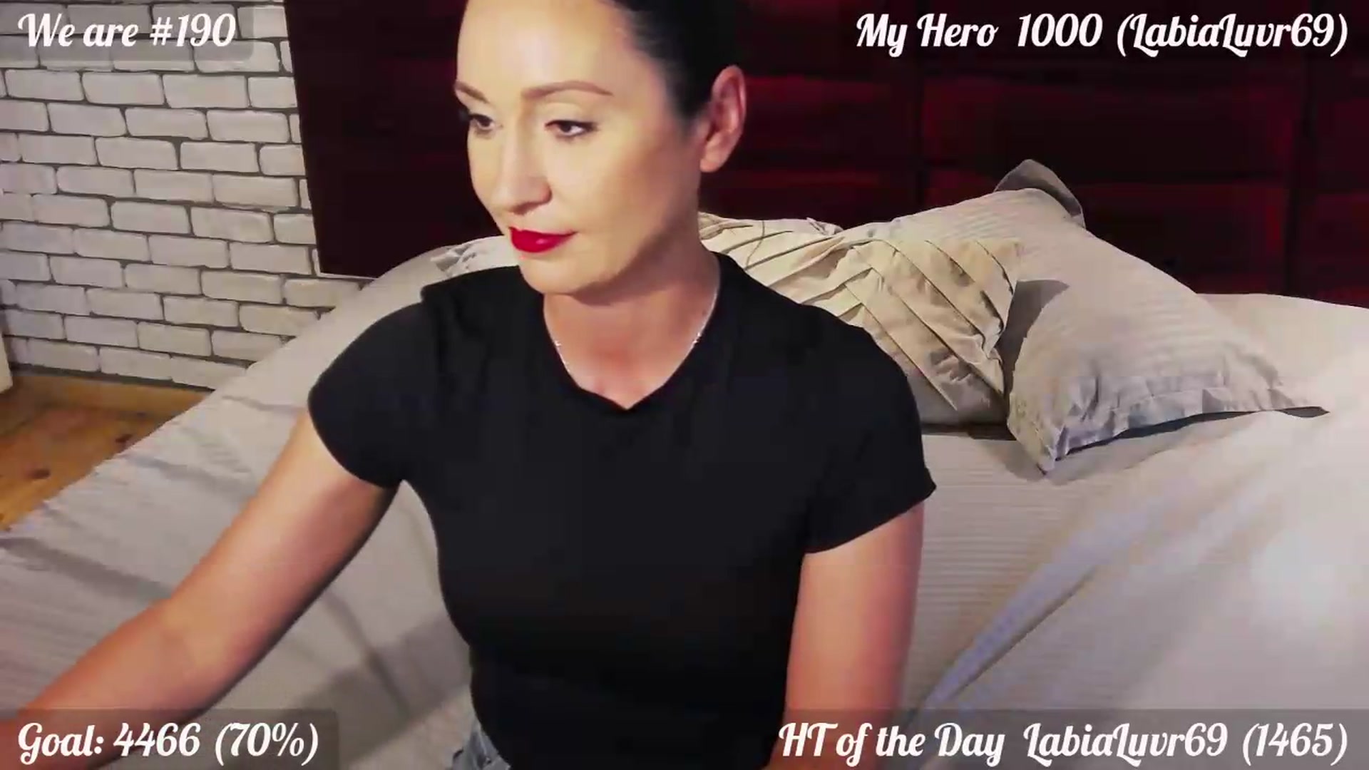 Gallery image thumbnail from QuinnieSmile's myfreecams stream on, 08/15/2026, 11:56 image 7 of 20