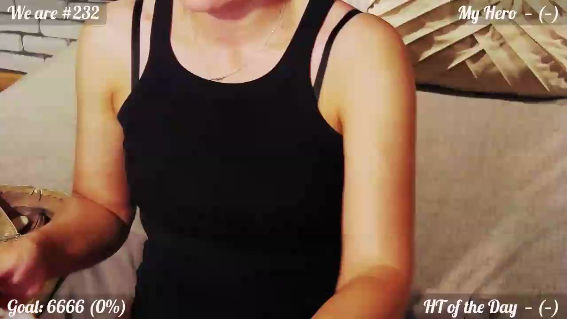 Gallery image thumbnail from QuinnieSmile's myfreecams stream on, 08/27/2026, 04:36 image 1 of 20