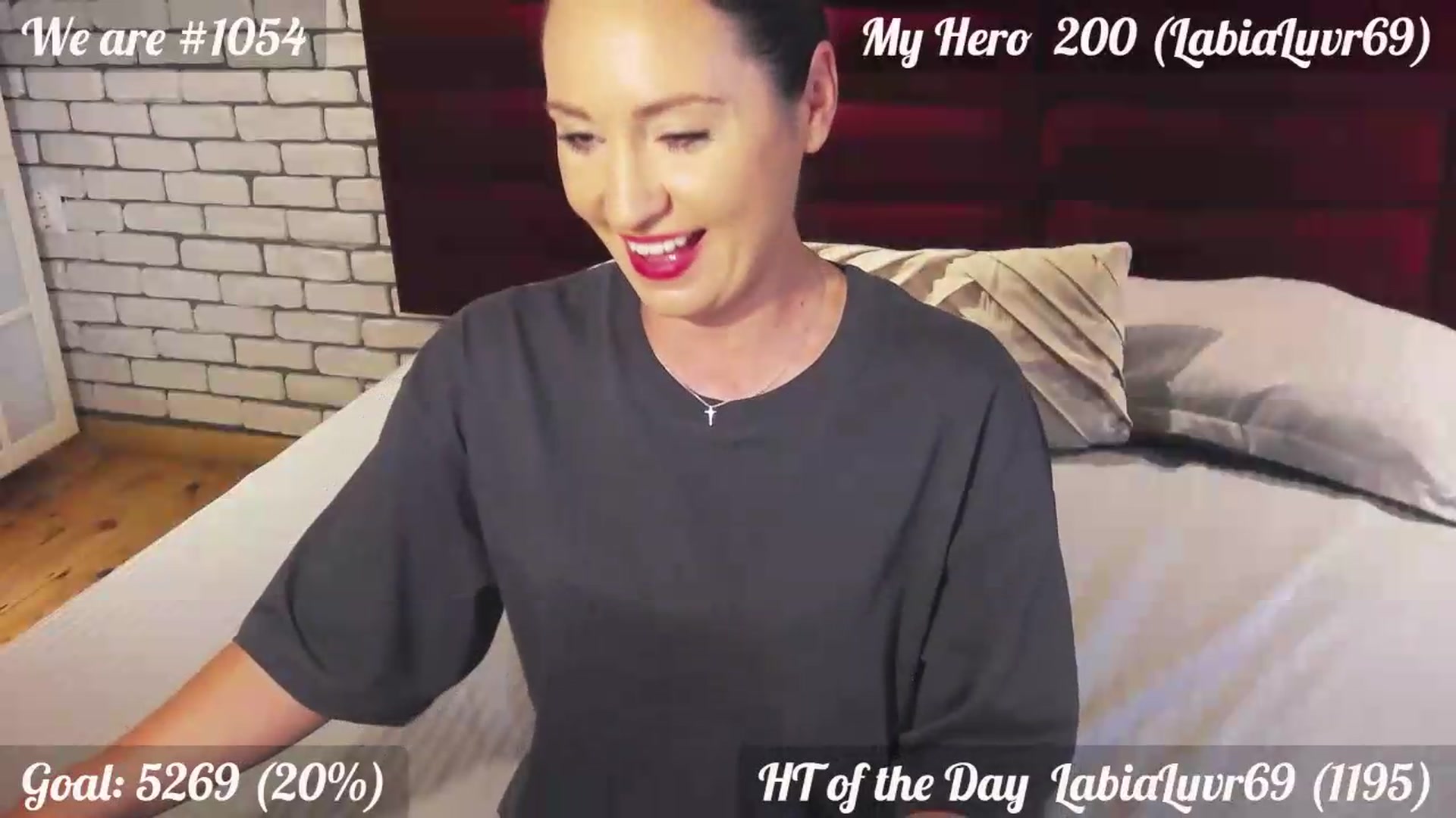 Gallery image thumbnail from QuinnieSmile's myfreecams stream on, 09/02/2026, 12:05 image 6 of 20
