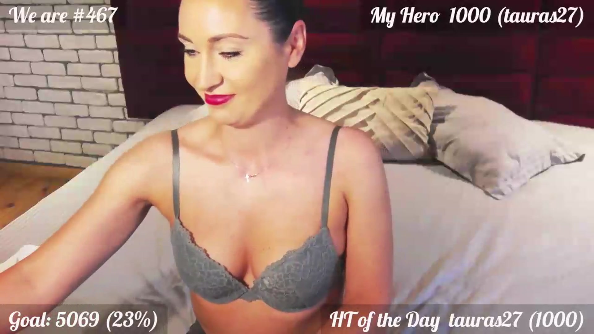 Gallery image thumbnail from QuinnieSmile's myfreecams stream on, 09/03/2026, 11:07 image 8 of 20