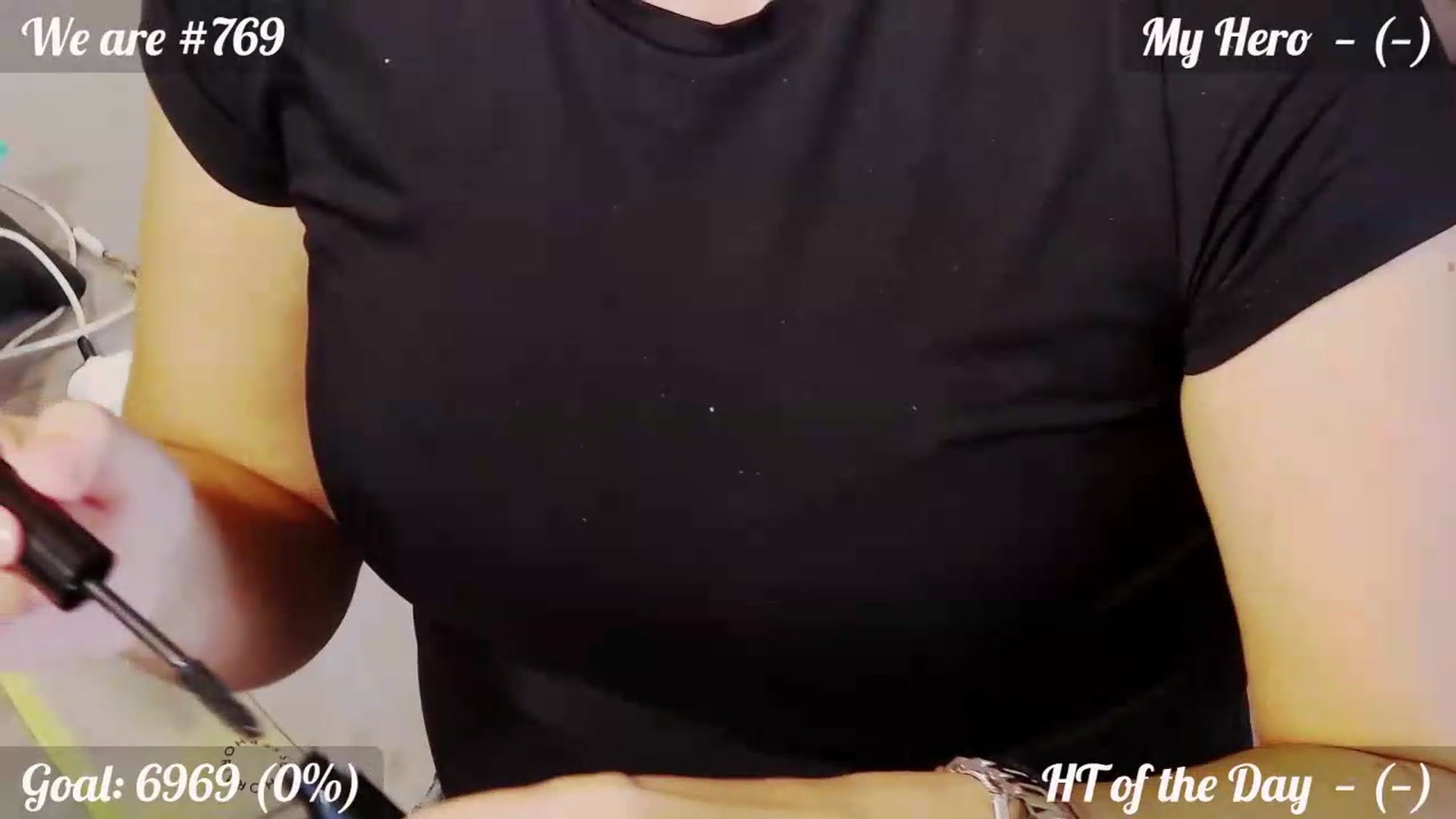 Gallery image thumbnail from QuinnieSmile's myfreecams stream on, 09/09/2026, 09:51 image 13 of 20