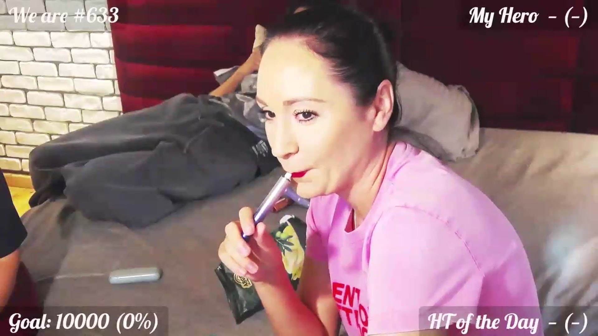 Gallery image thumbnail from QuinnieSmile's myfreecams stream on, 09/12/2026, 09:09 image 5 of 20