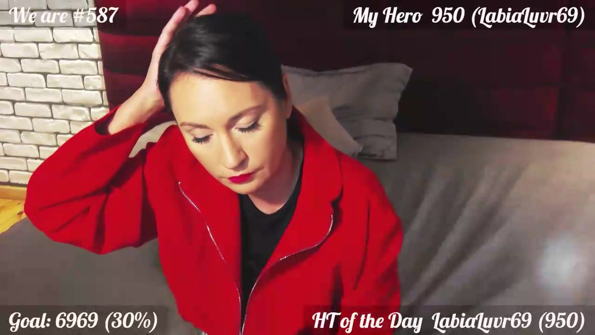 Gallery image thumbnail from QuinnieSmile's myfreecams stream on, 09/14/2026, 11:43 image 16 of 20