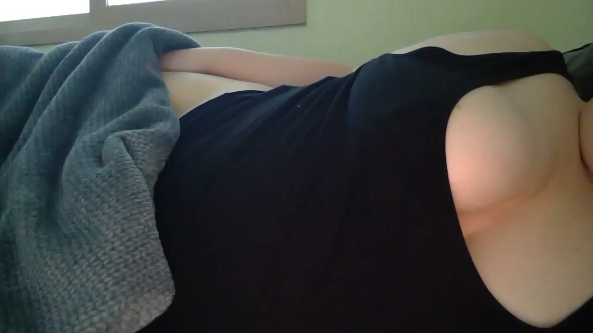 Gallery image thumbnail from Quixotic_One's myfreecams stream on, 11/28/2022, 07:03 image 12 of 20