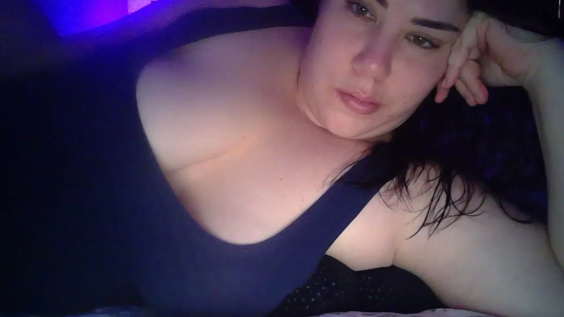 Gallery image thumbnail from Quixotic_One's myfreecams stream on, 12/25/2022, 12:54 image 3 of 20
