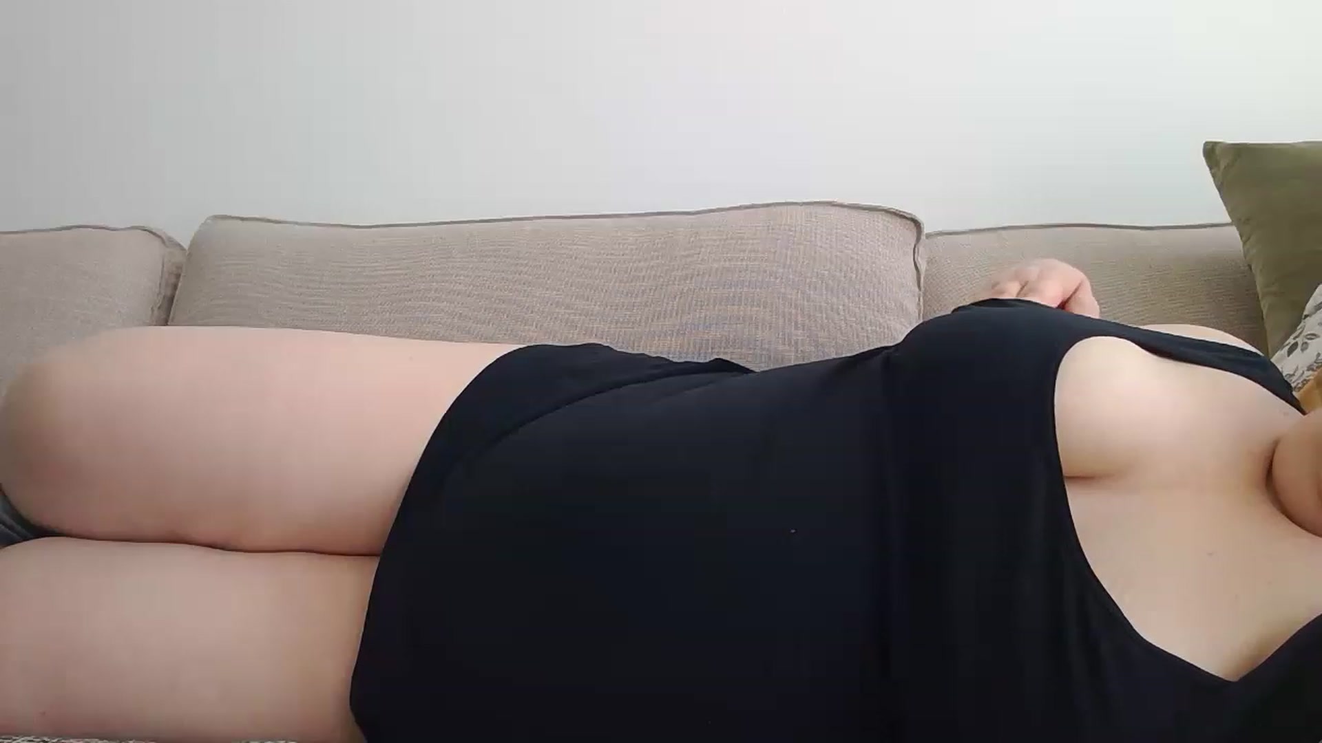Gallery image thumbnail from Quixotic_One's myfreecams stream on, 01/22/2023, 10:50 image 3 of 20