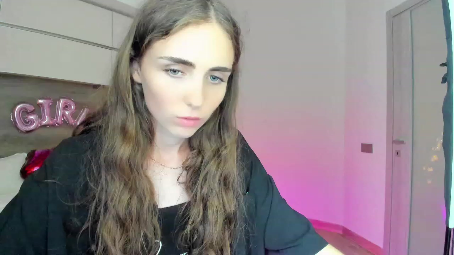 Gallery image thumbnail from Quokka_Love's myfreecams stream on, 08/27/2023, 17:49 image 9 of 20