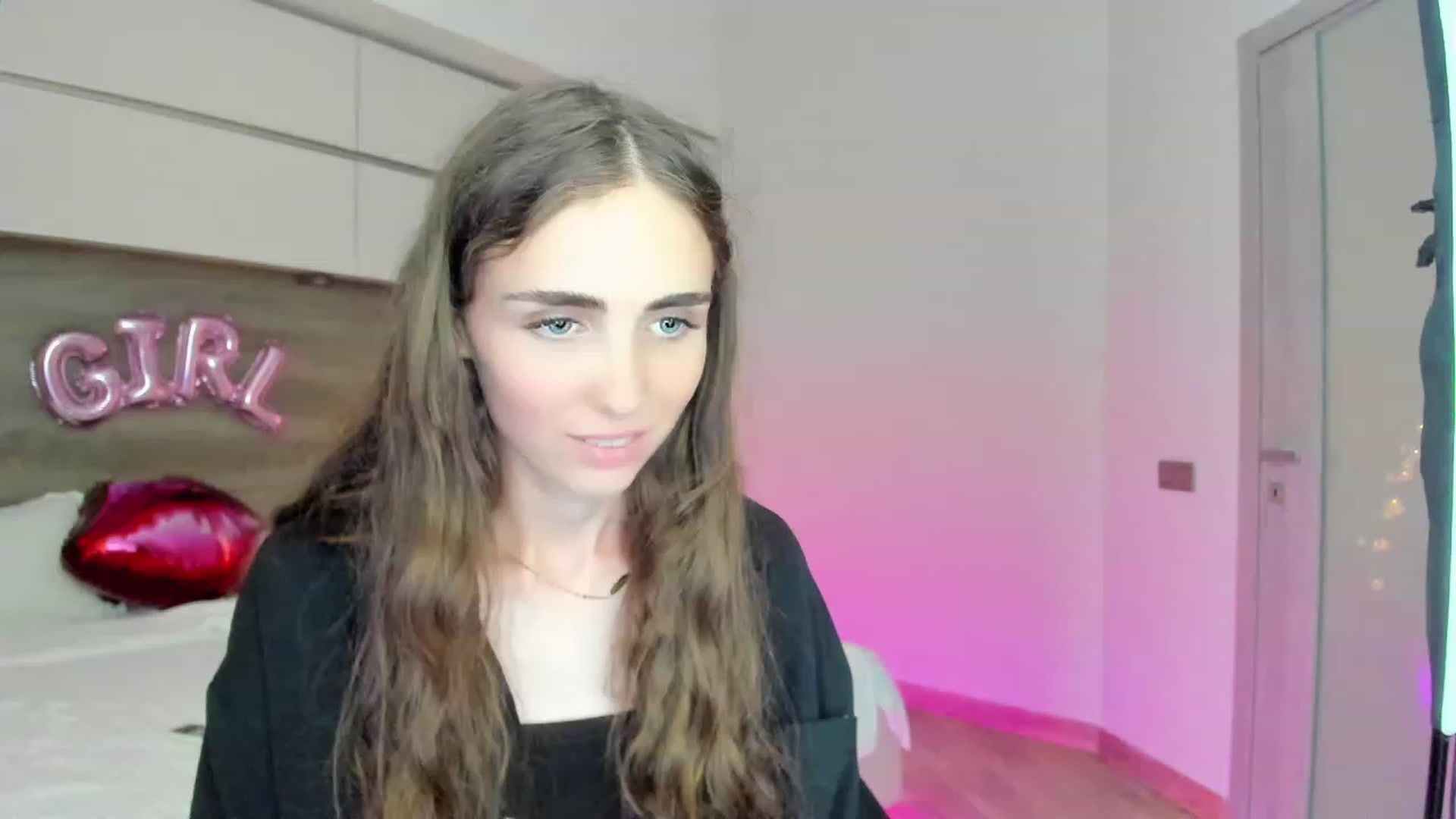 Gallery image thumbnail from Quokka_Love's myfreecams stream on, 08/27/2023, 17:49 image 3 of 20