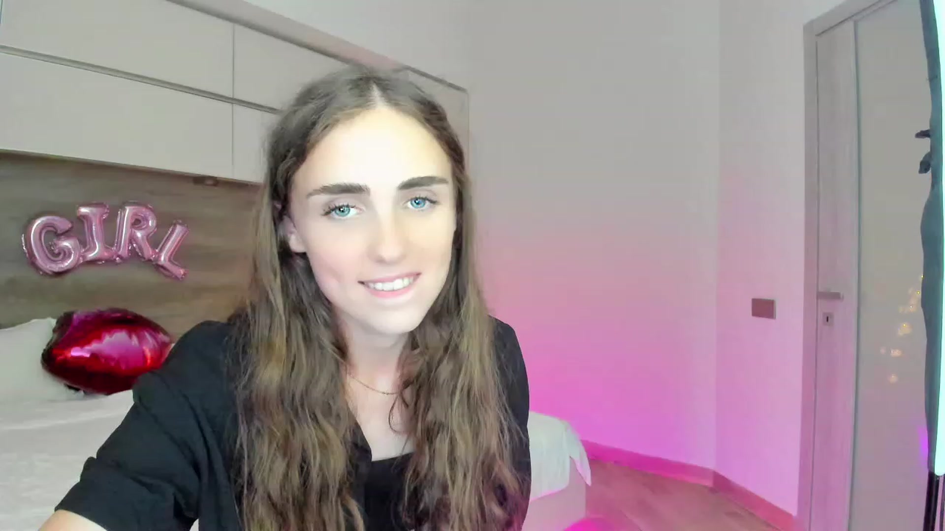 Gallery image thumbnail from Quokka_Love's myfreecams stream on, 08/27/2023, 17:49 image 11 of 20