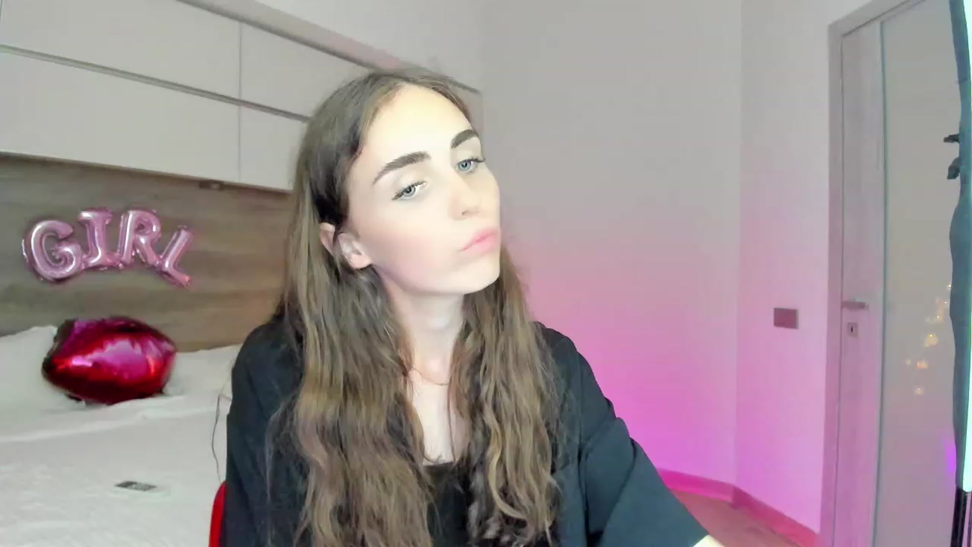Gallery image thumbnail from Quokka_Love's myfreecams stream on, 08/27/2023, 17:49 image 17 of 20