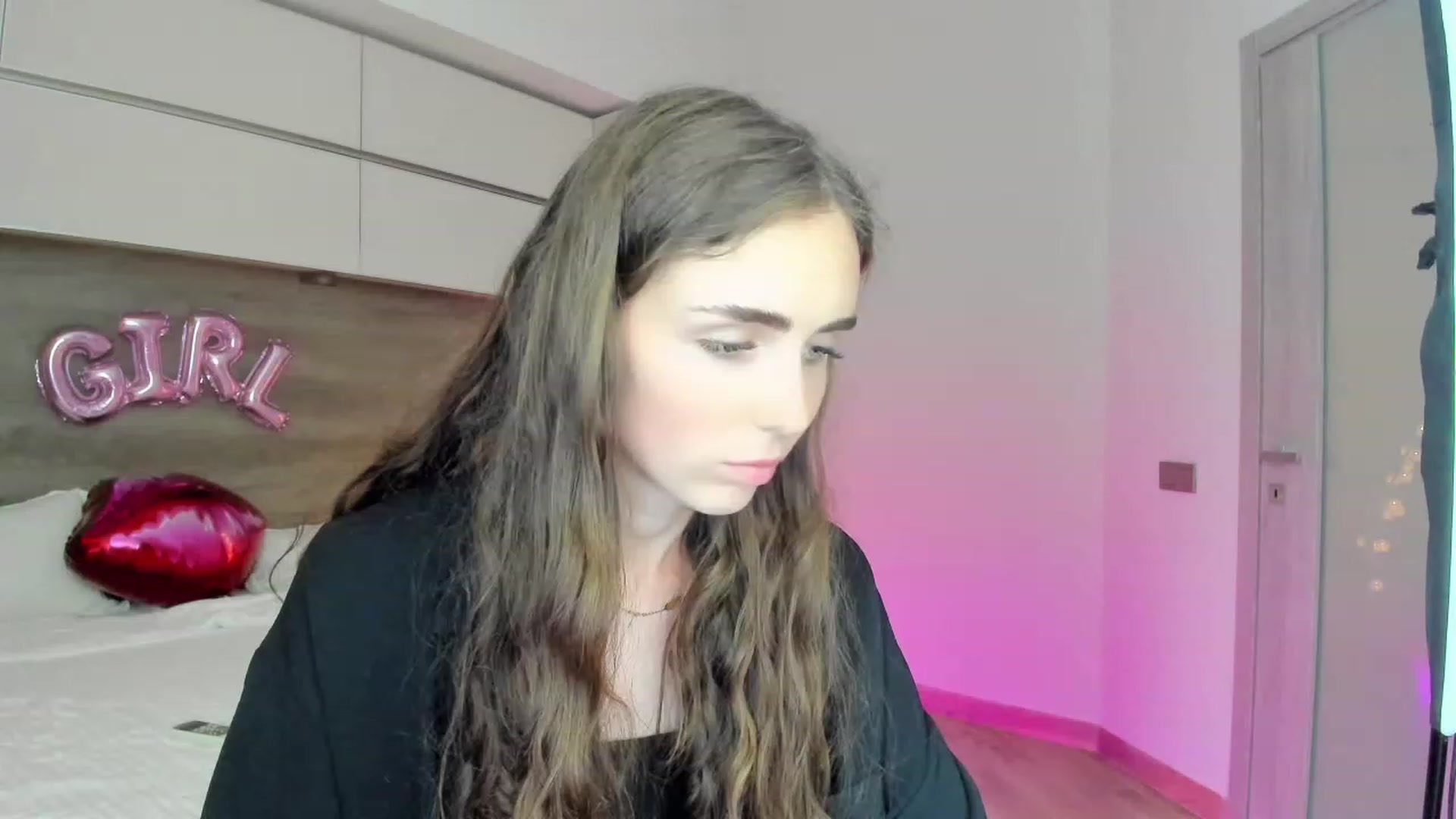 Gallery image thumbnail from Quokka_Love's myfreecams stream on, 08/27/2023, 17:49 image 18 of 20