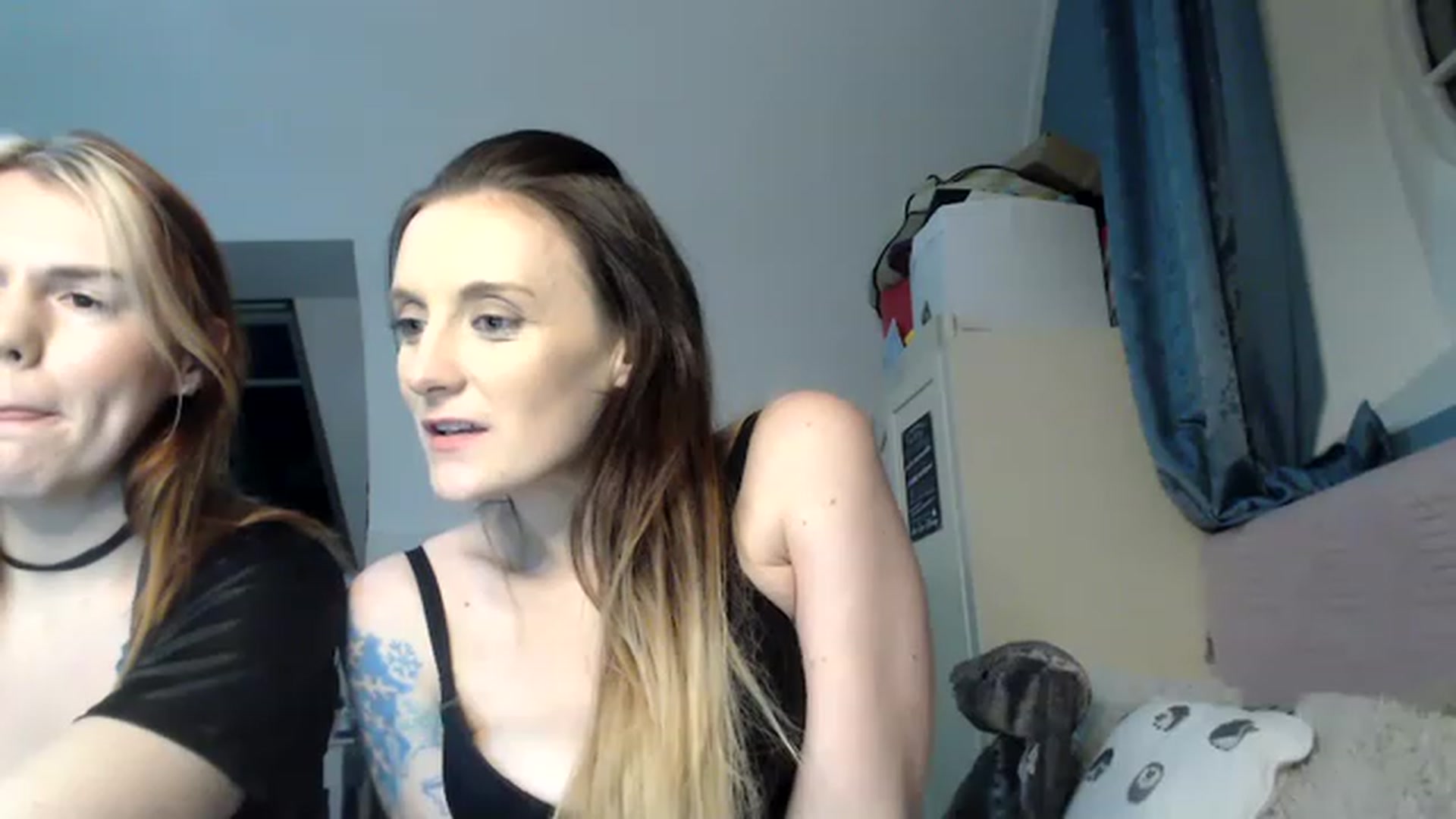 Gallery image thumbnail from RMilly90's myfreecams stream on, 01/29/2023, 22:54 image 9 of 20