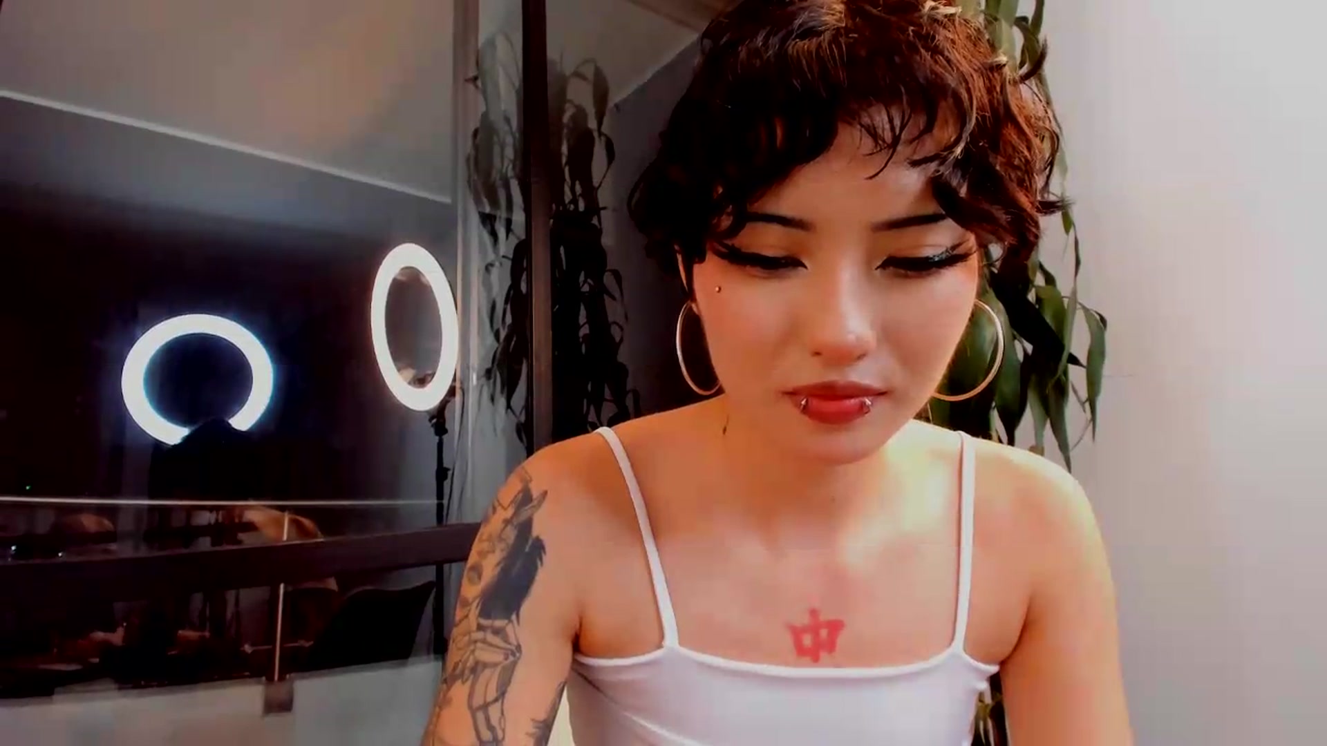 Gallery image thumbnail from R_O_S_S_E's myfreecams stream on, 07/17/2026, 24:39 image 7 of 20