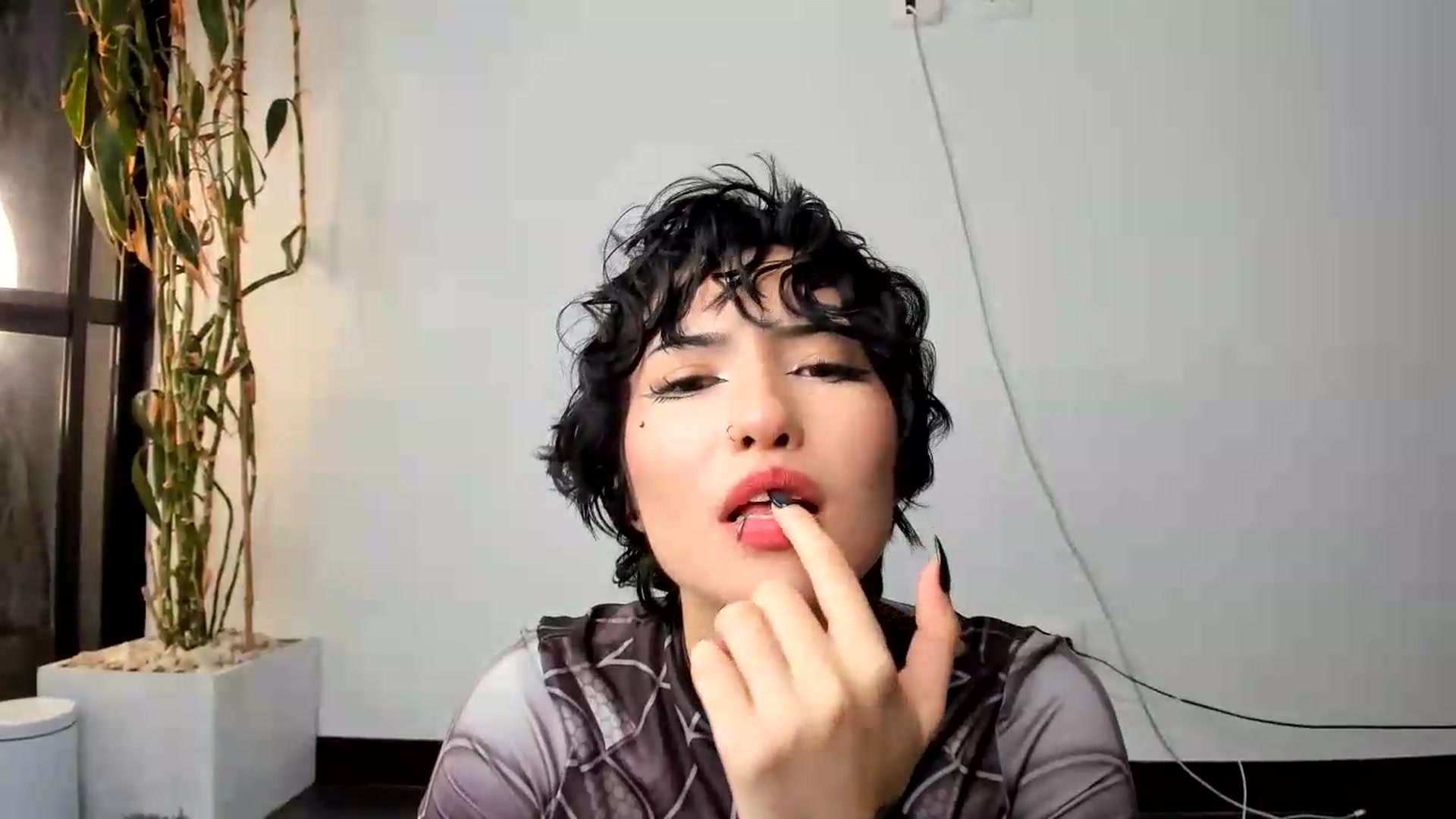 Gallery image thumbnail from R_O_S_S_E's myfreecams stream on, 09/11/2026, 24:01 image 3 of 20