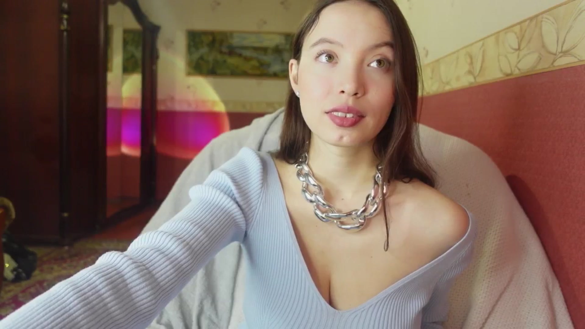 Gallery image thumbnail from R_O_S_Y's myfreecams stream on, 12/15/2024, 06:49 image 3 of 20
