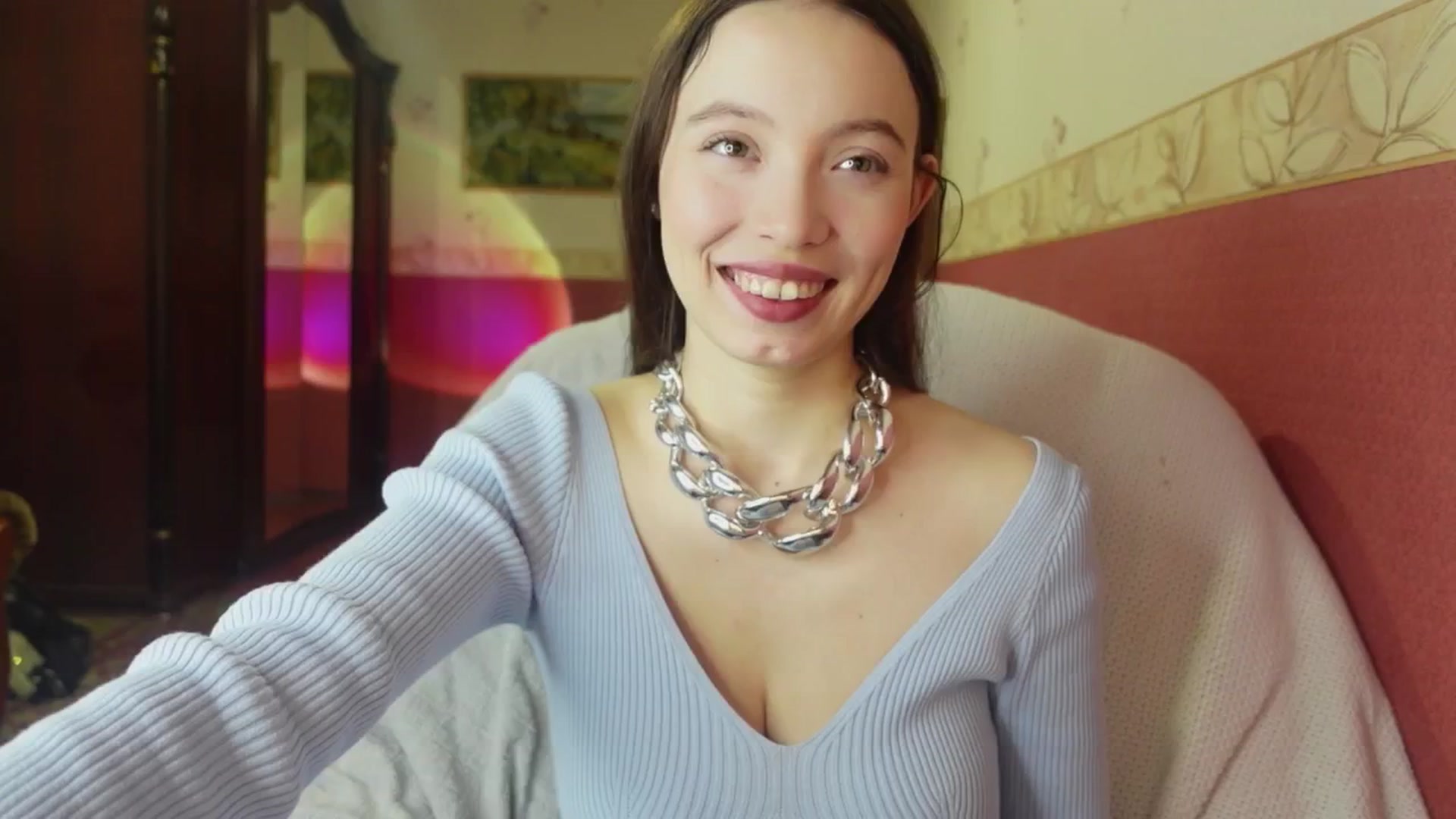 Gallery image thumbnail from R_O_S_Y's myfreecams stream on, 12/15/2024, 06:49 image 1 of 20