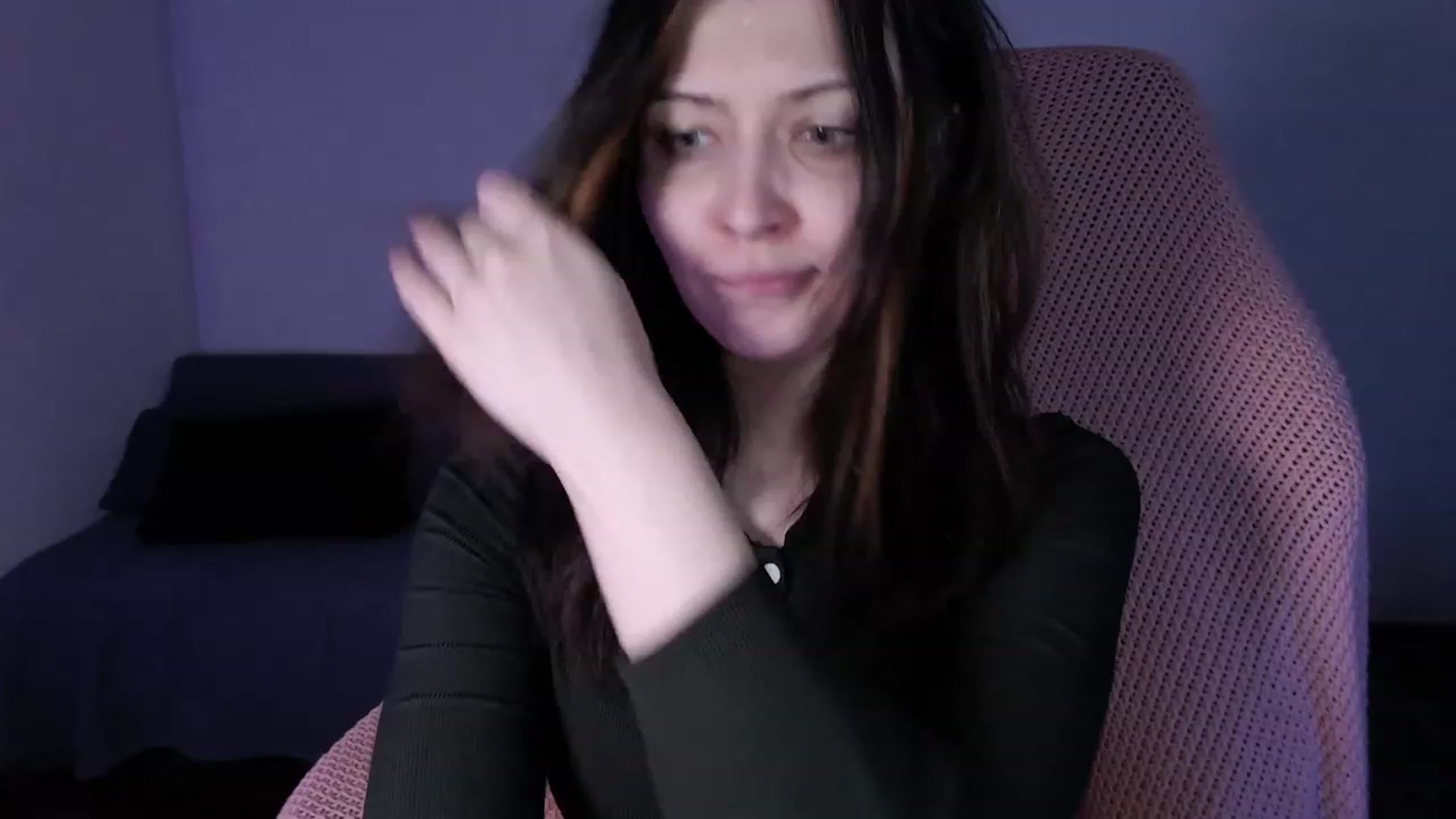 Gallery image thumbnail from R__mT_Av_id's myfreecams stream on, 09/05/2023, 03:37 image 18 of 20