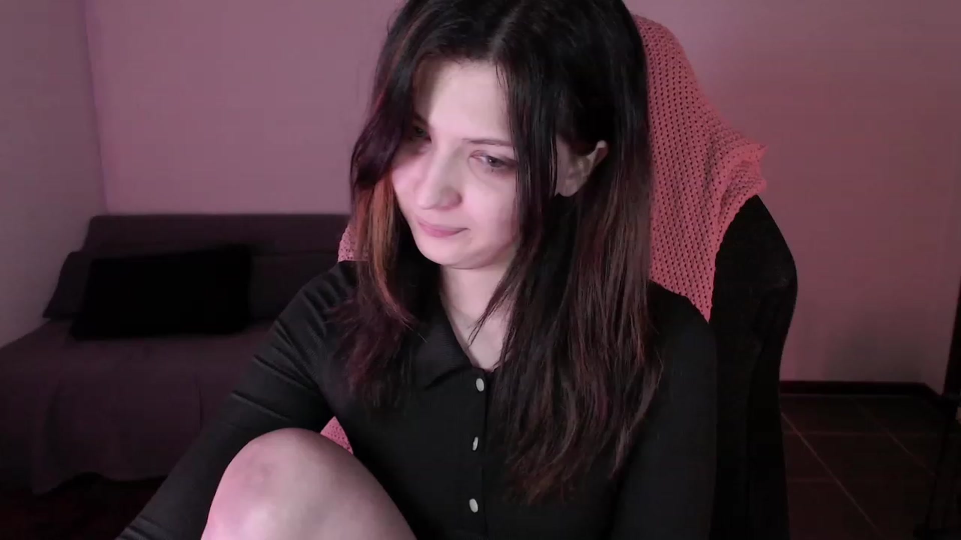Gallery image thumbnail from R__mT_Av_id's myfreecams stream on, 09/05/2023, 03:37 image 8 of 20