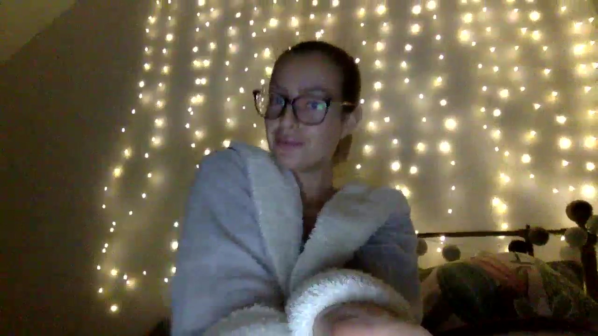 Gallery image thumbnail from RaRaaaaxx's myfreecams stream on, 12/21/2023, 19:49 image 10 of 20