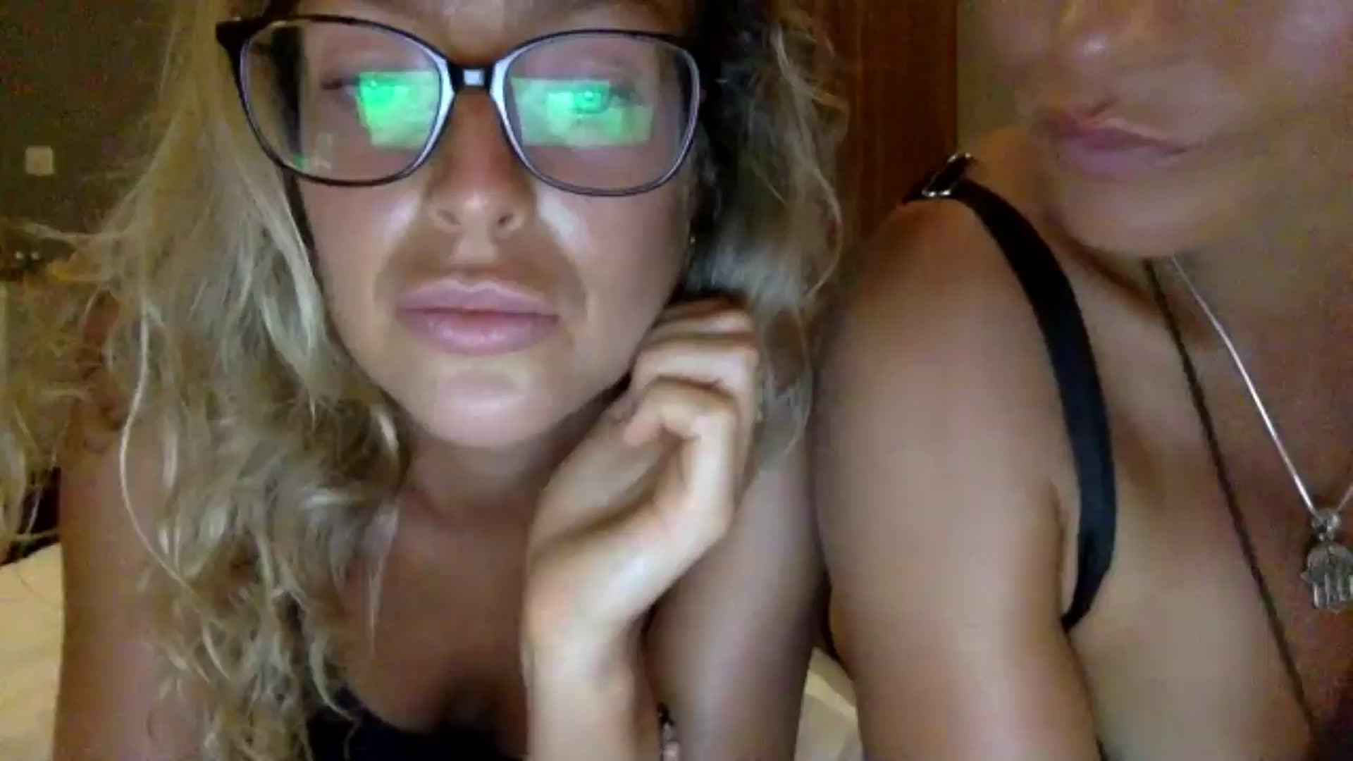 Gallery image thumbnail from RaRaaaaxx's myfreecams stream on, 05/18/2024, 12:28 image 3 of 20