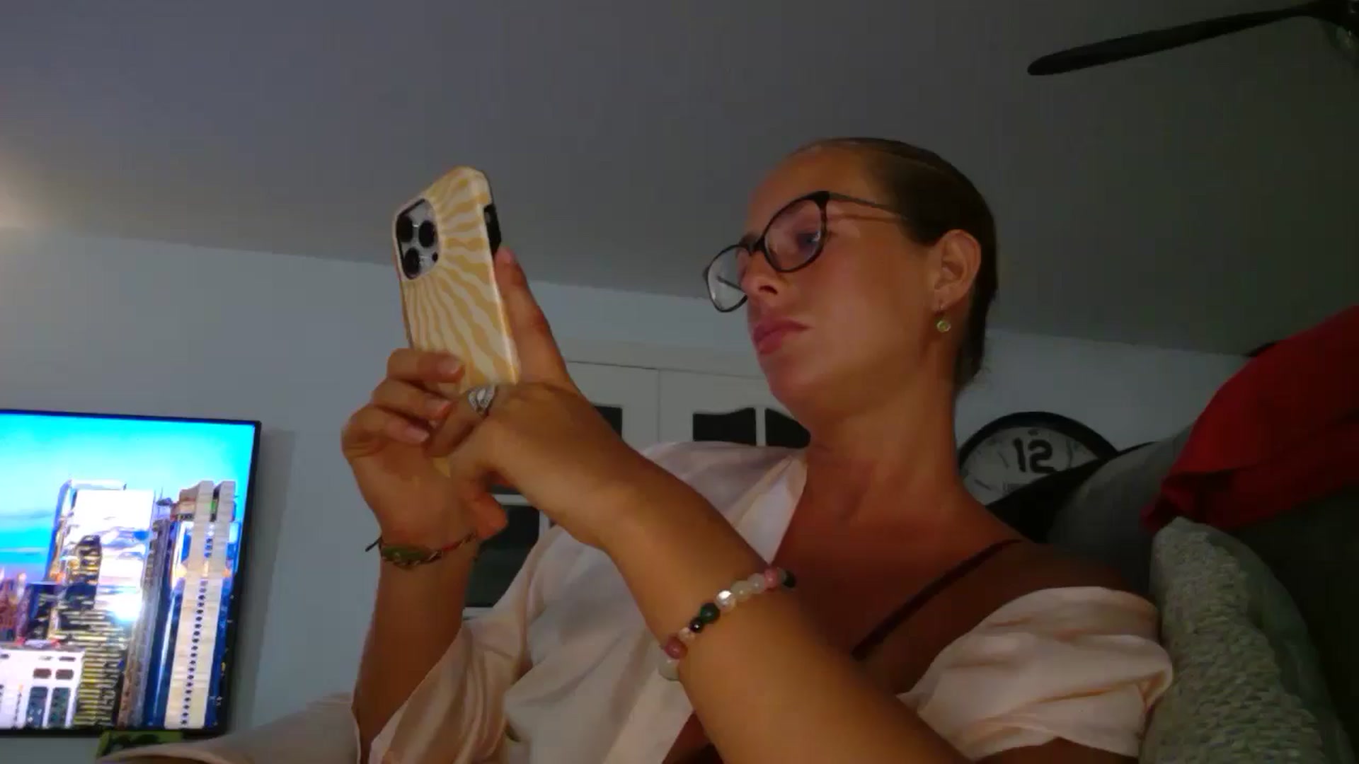 Gallery image thumbnail from RaRaaaaxx's myfreecams stream on, 08/09/2024, 20:28 image 7 of 20