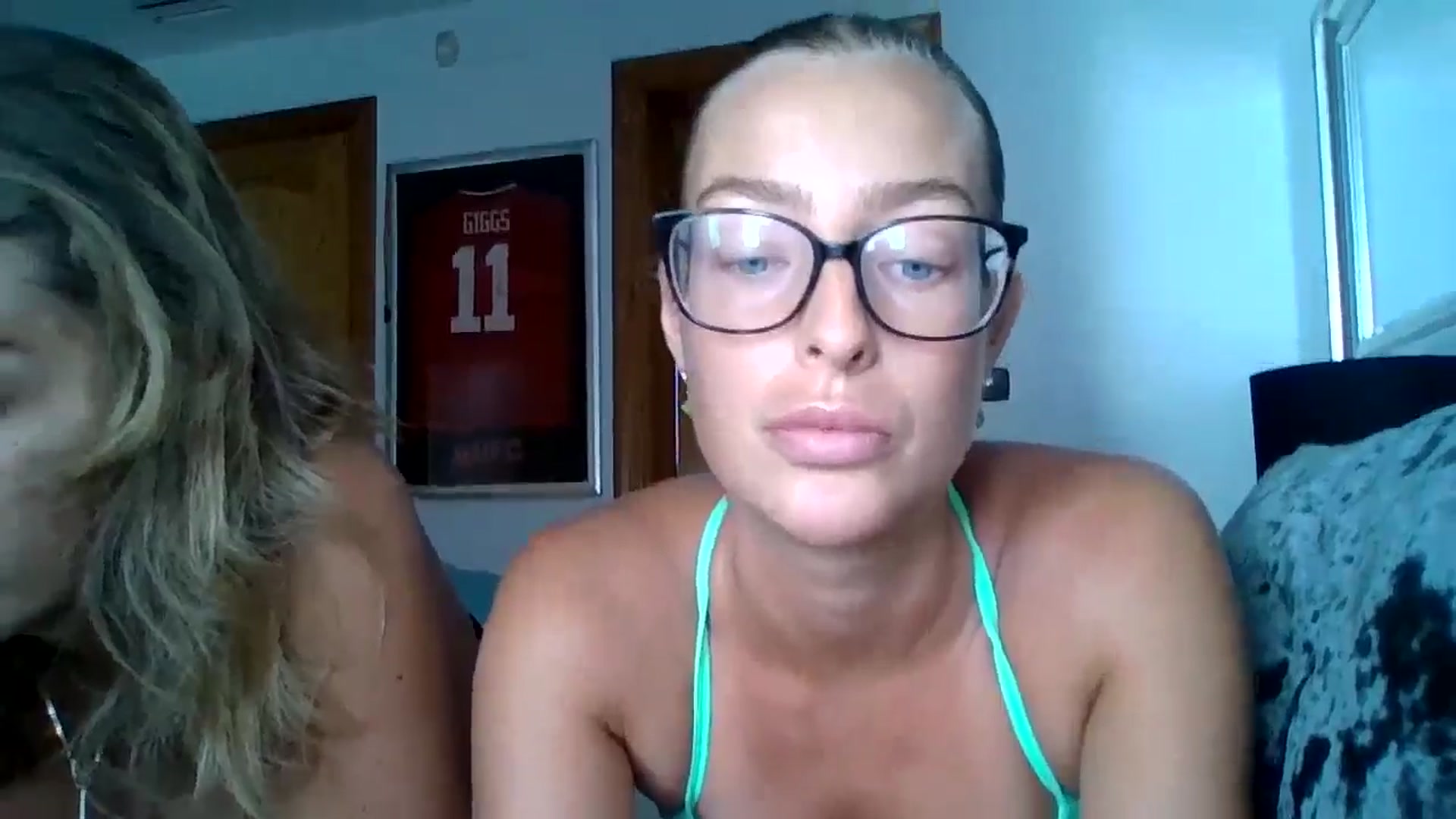 Gallery image thumbnail from RaRaaaaxx's myfreecams stream on, 08/12/2024, 16:45 image 13 of 20