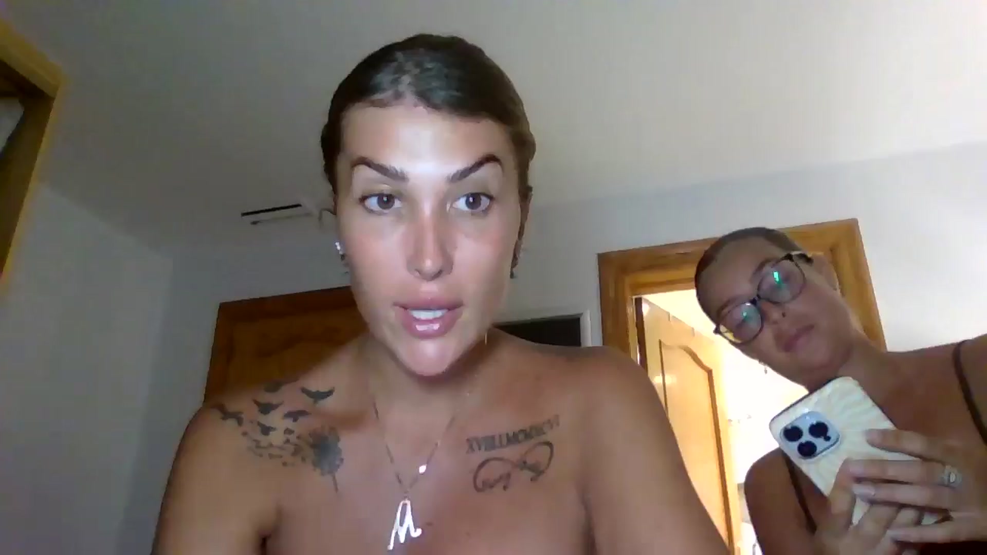 Gallery image thumbnail from RaRaaaaxx's myfreecams stream on, 08/12/2024, 22:08 image 20 of 20