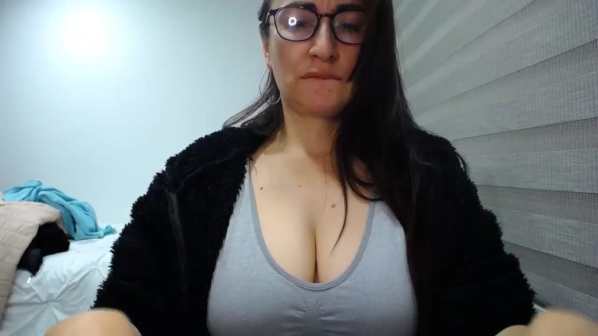 Gallery image thumbnail from Rach_sensual's myfreecams stream on, 09/01/2024, 16:47 image 8 of 20
