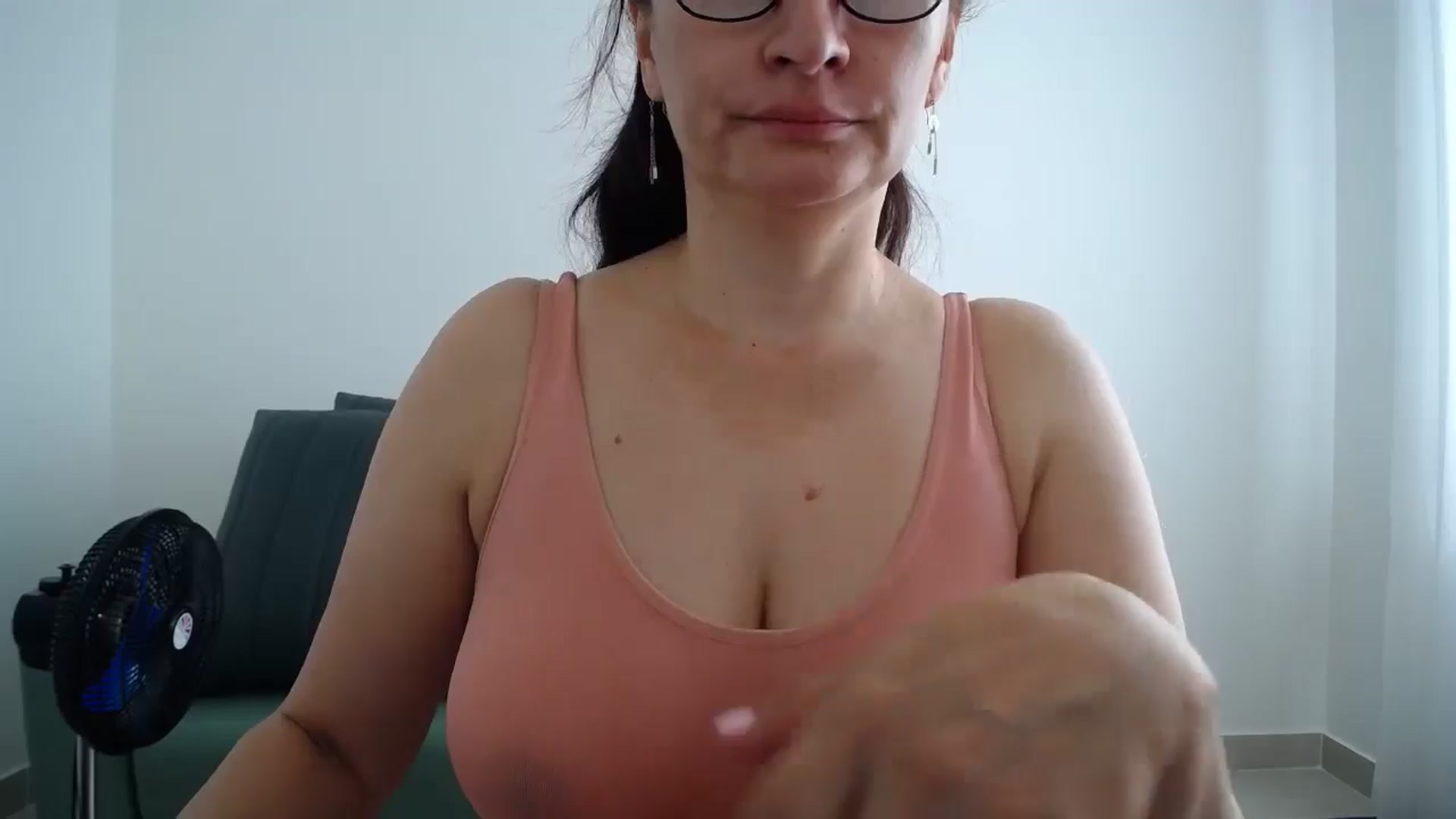 Gallery image thumbnail from Rach_sensual's myfreecams stream on, 01/19/2025, 14:49 image 2 of 20