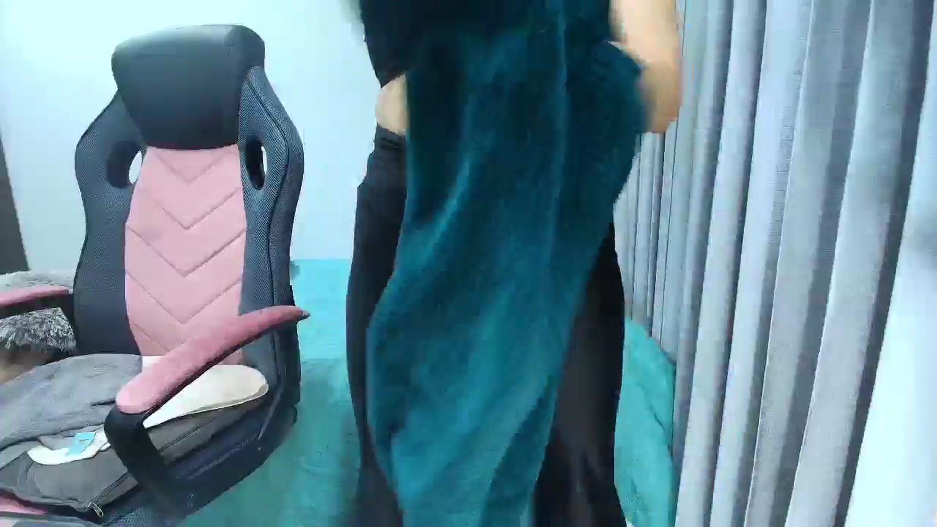 Gallery image thumbnail from Rach_sensual's myfreecams stream on, 08/18/2025, 24:33 image 20 of 20