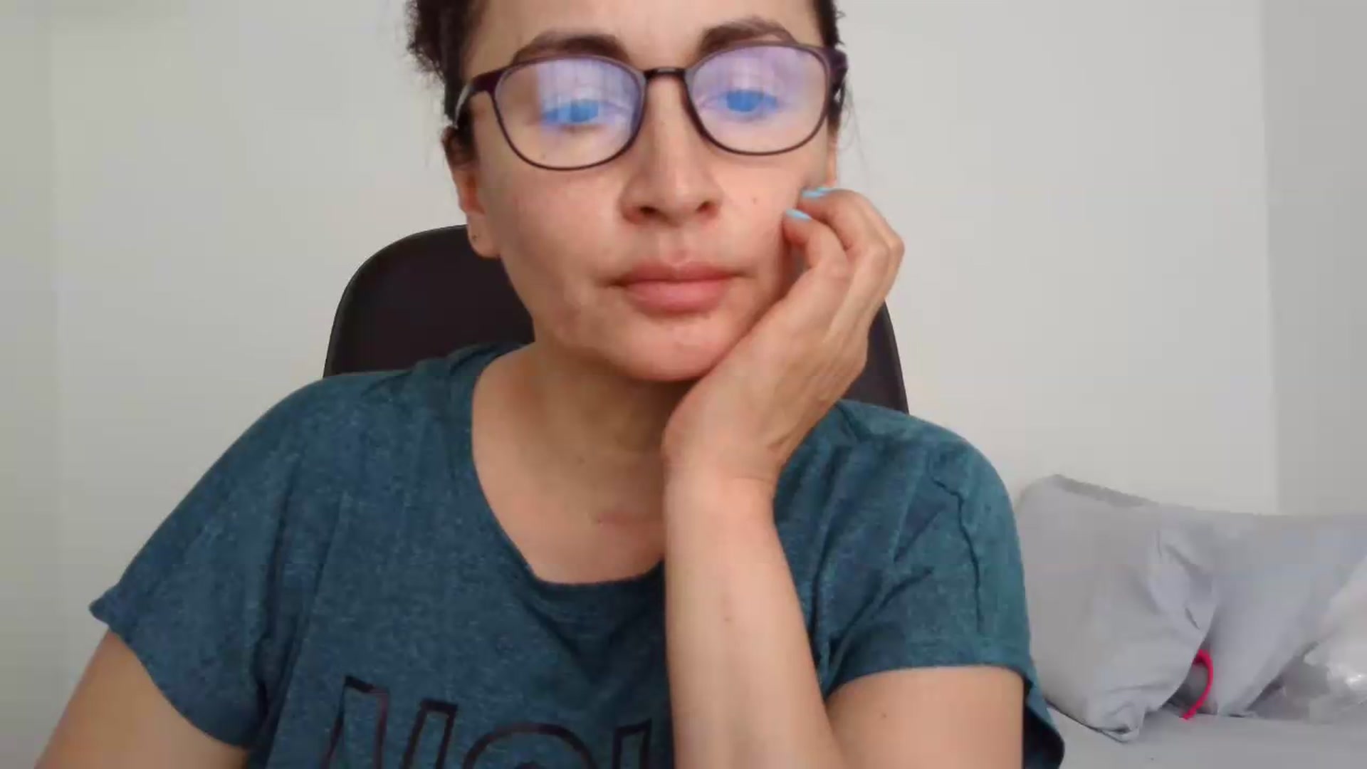 Gallery image thumbnail from Rach_sensual's myfreecams stream on, 07/13/2026, 16:25 image 4 of 20